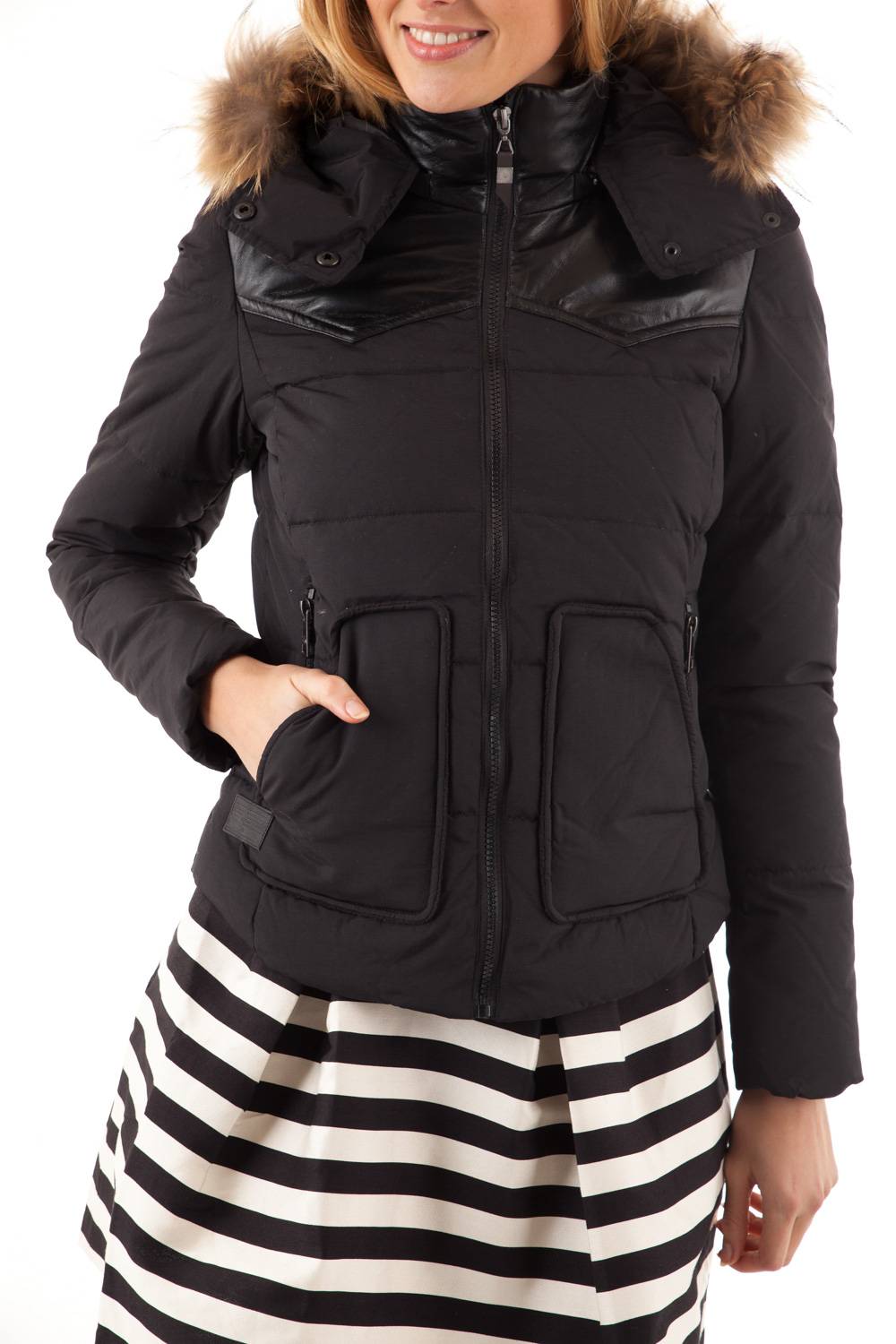 Short Black Redskins Down Jacket for Women in nylon - Image n°1