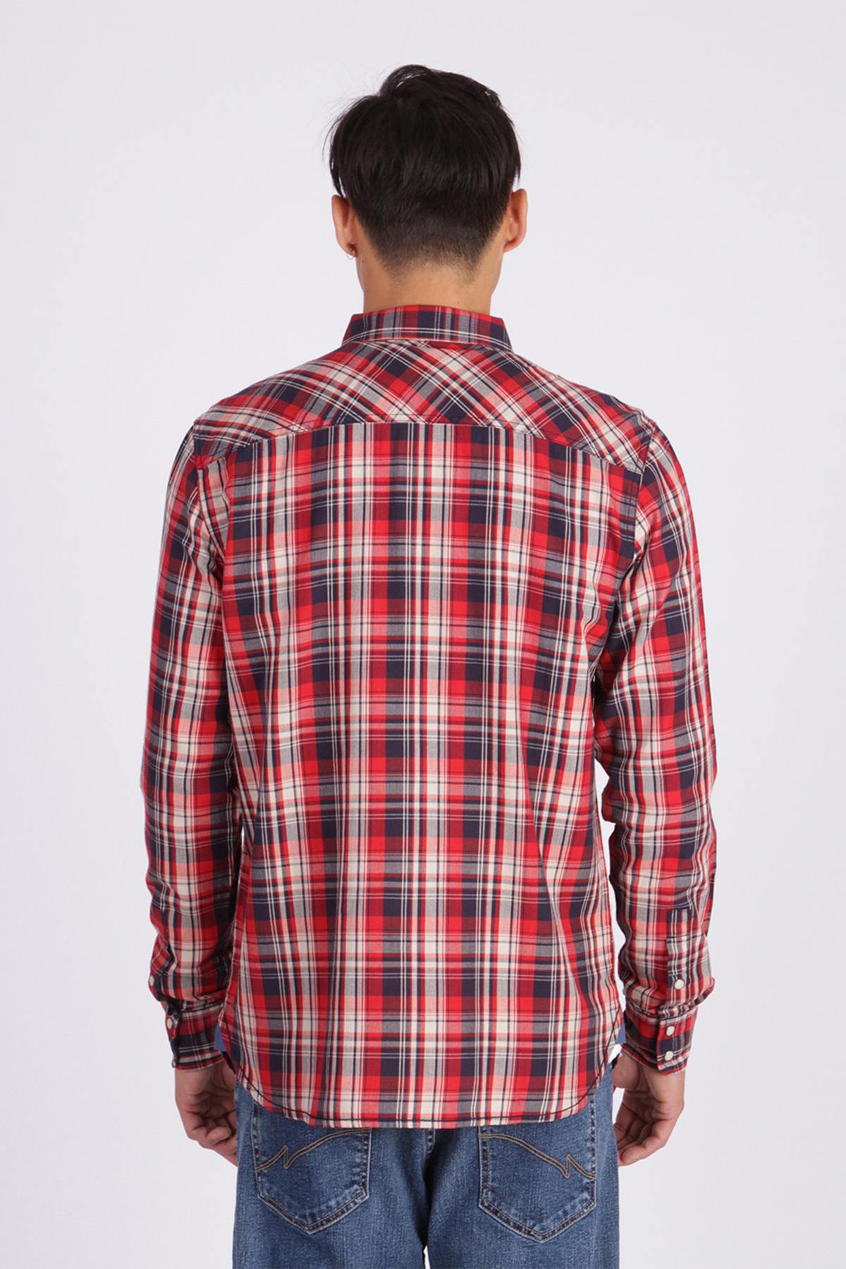 Red checked shirt - Image n°3