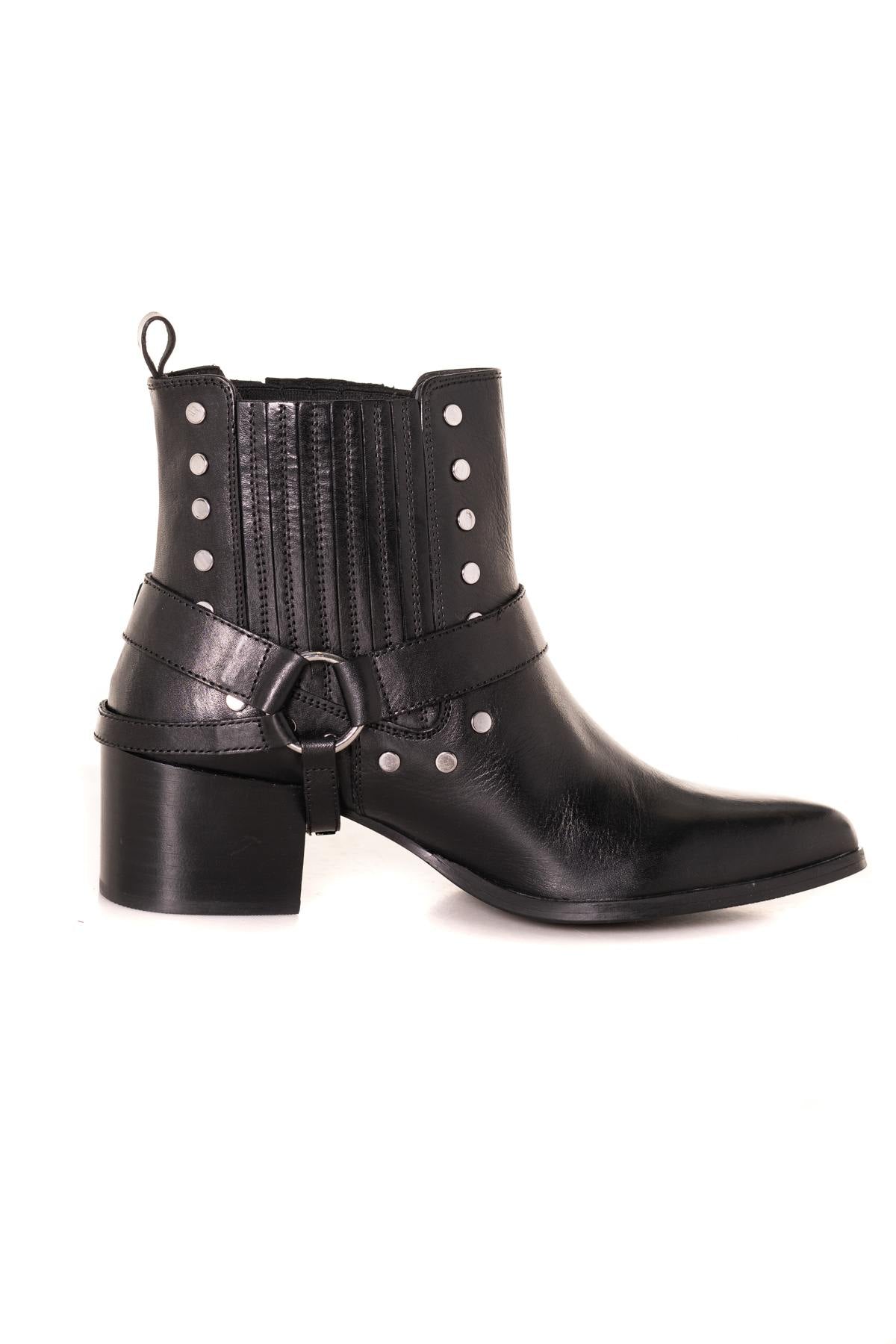 Black leather boots - Image n°2