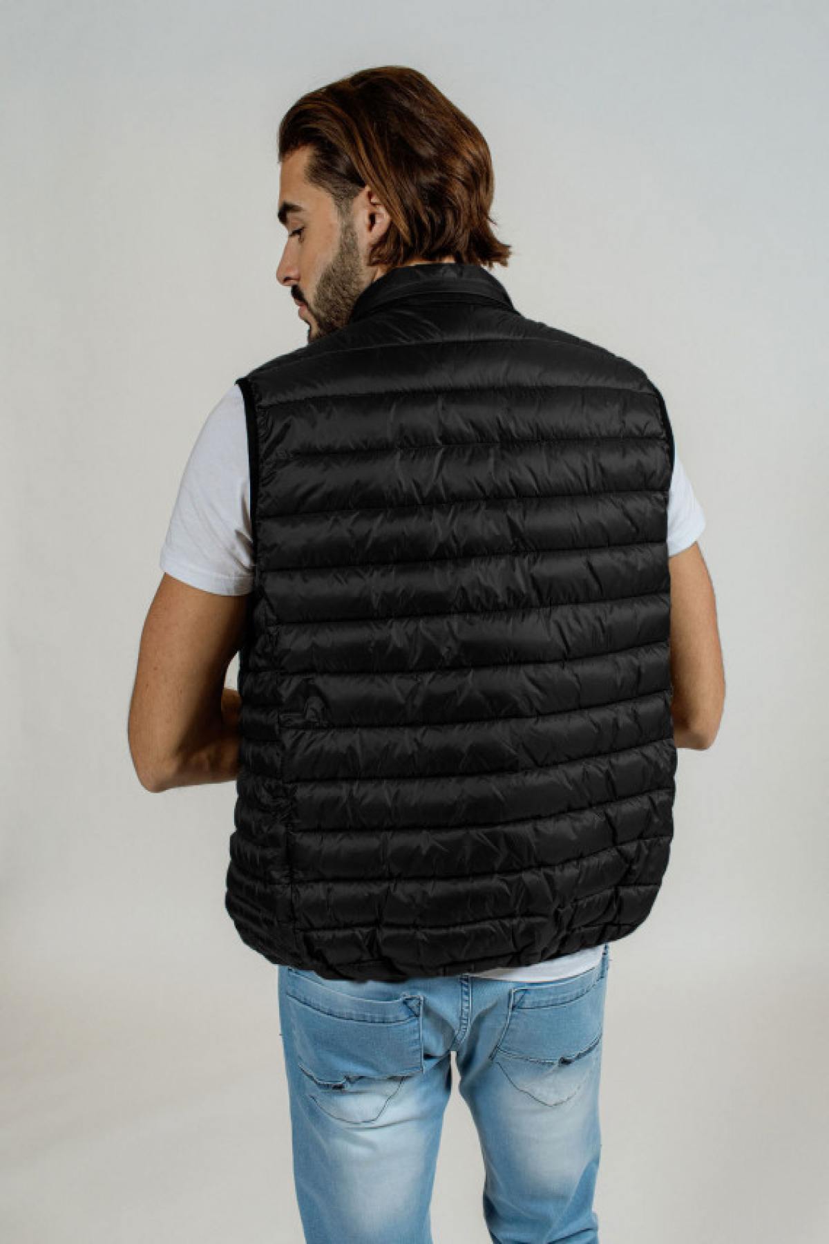 Thin black sleeveless down jacket - Image n°3