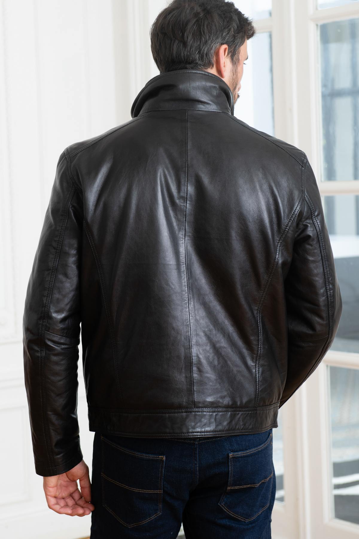 Black sheepskin leather jacket with removable bib - Image n°6