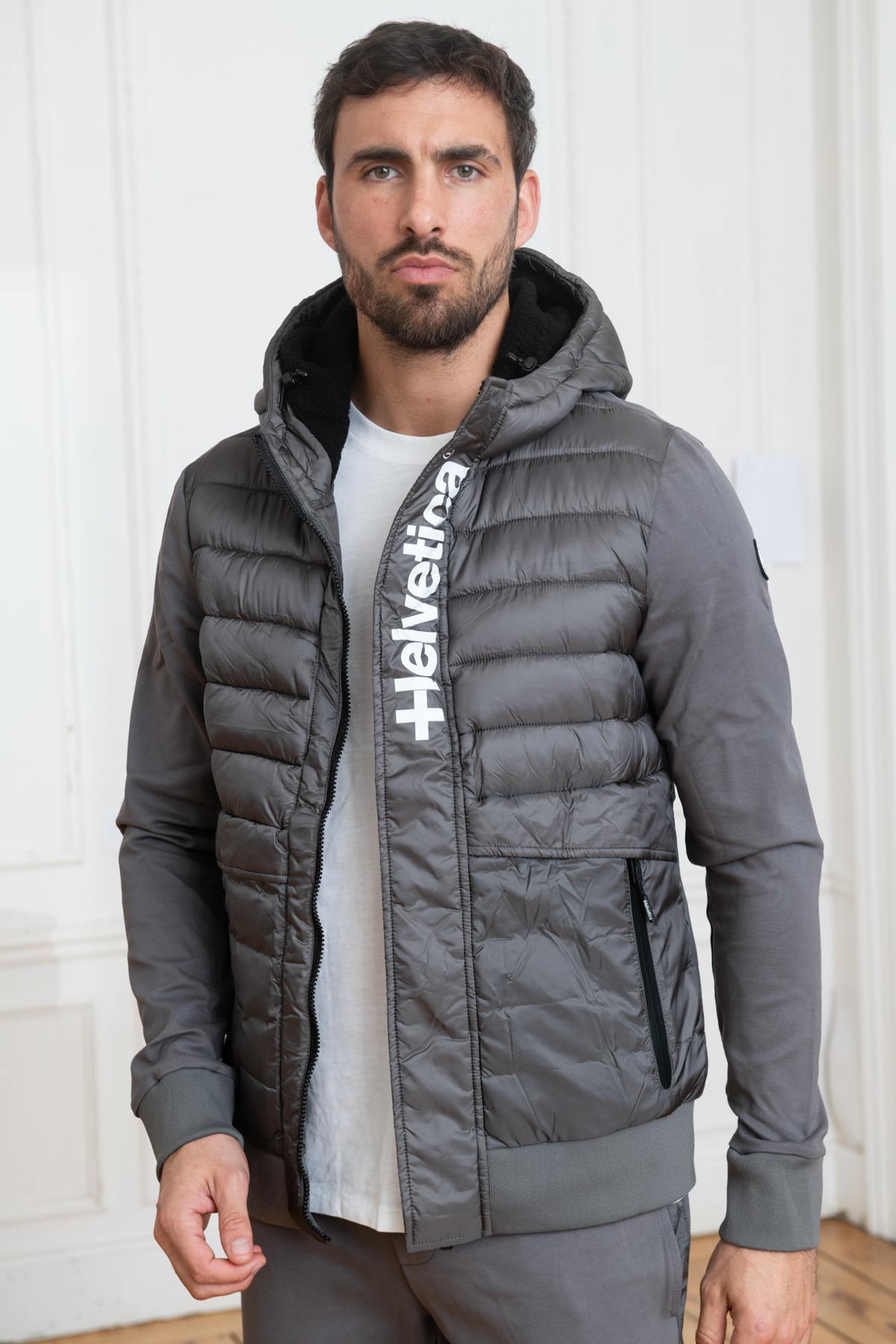 Gray sportswear quilted jacket - Image n°1