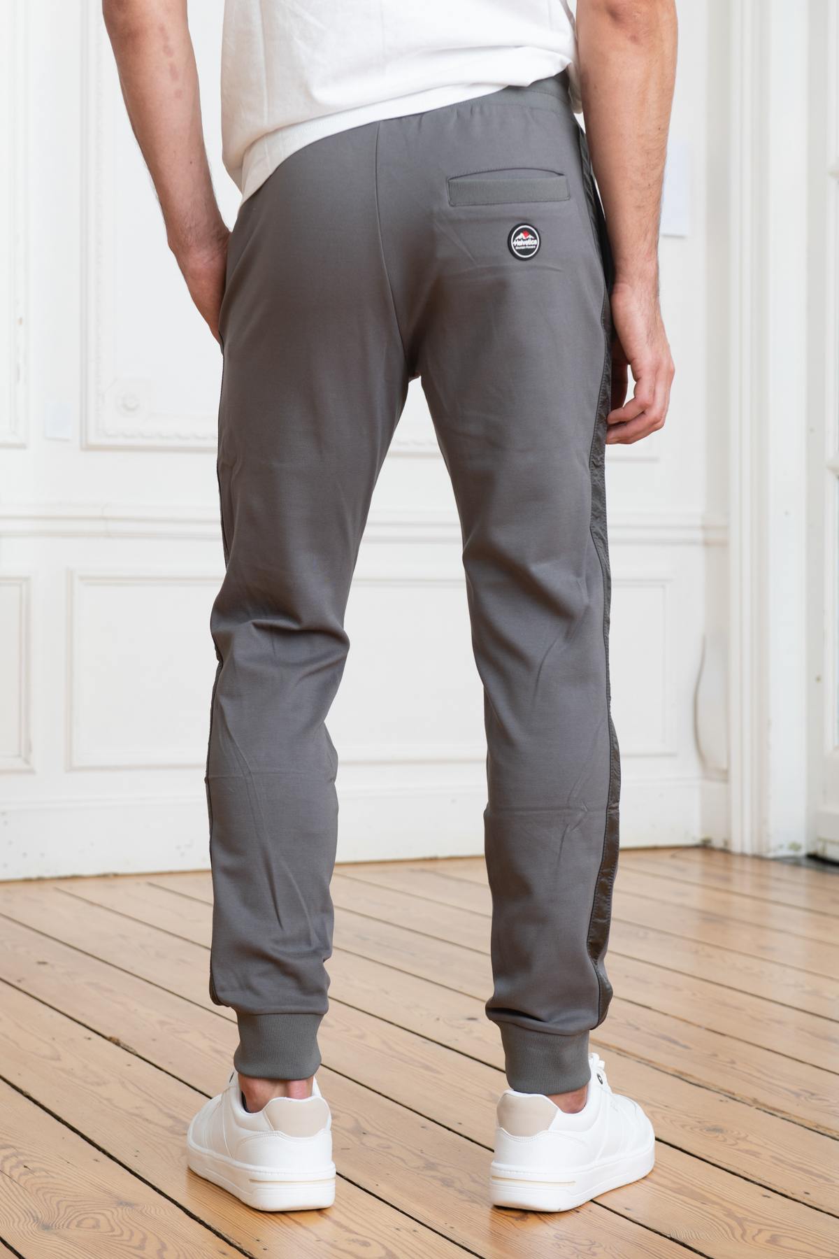 Gray jogging pants - Image n°3