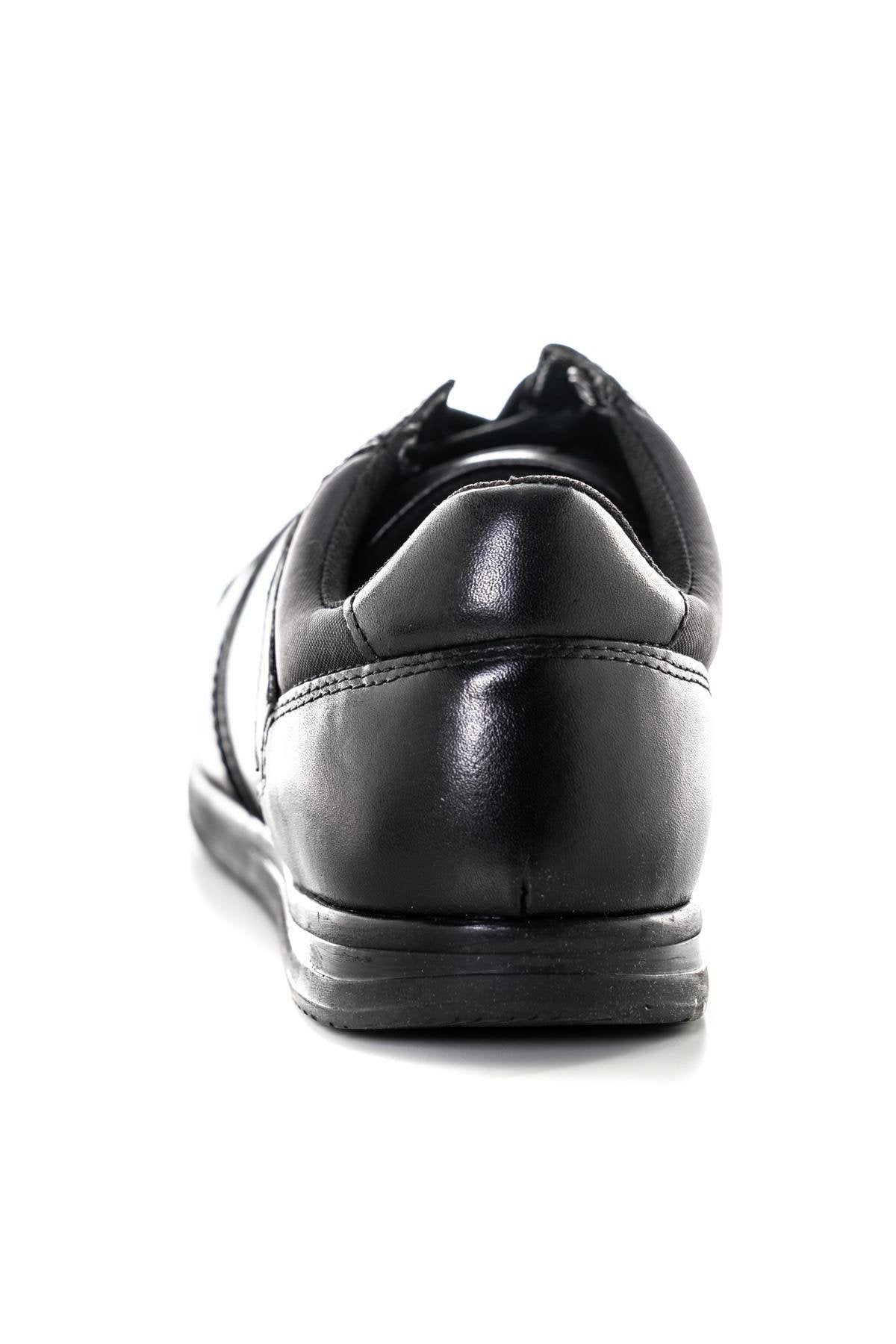 Black leather sneakers - Image n°6