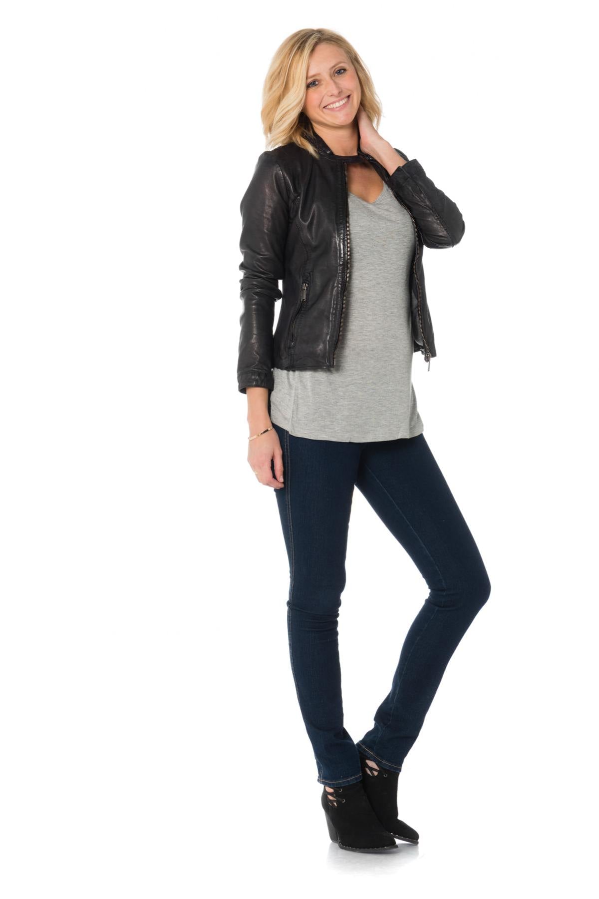 Women's skinny black sheepskin leather jacket - Image n°2