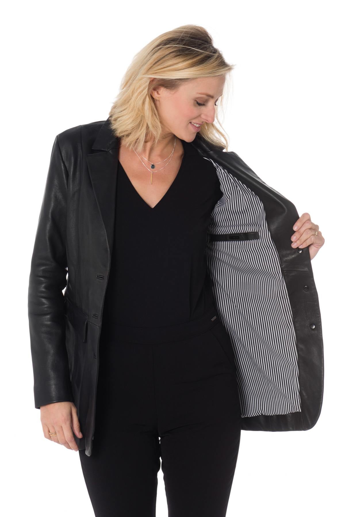 Women's long blazer in black sheepskin leather - Image n°4