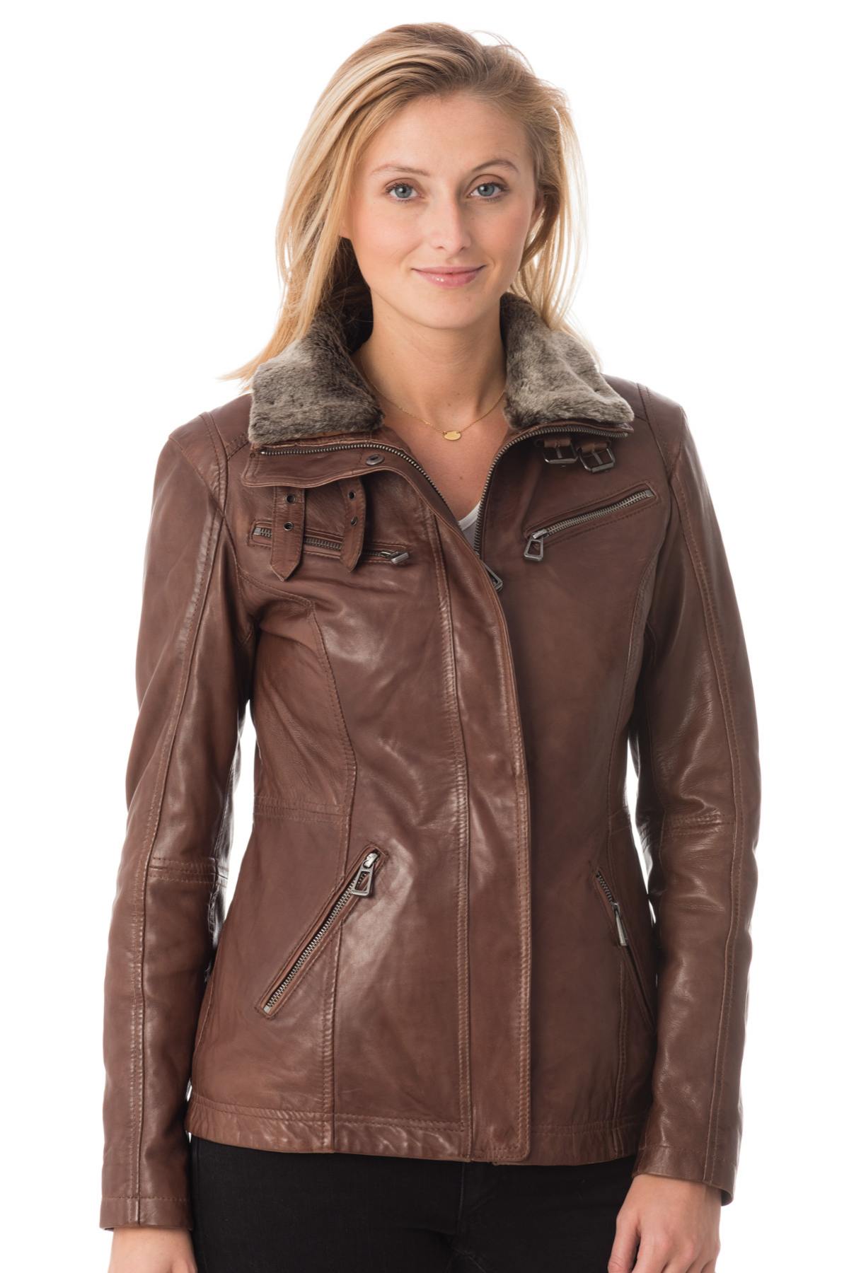 Chic leather coat for women - Image n°4