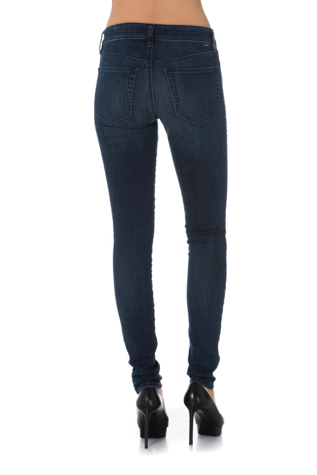 Diesel women's skinny jeans in dark blue - Image n°6