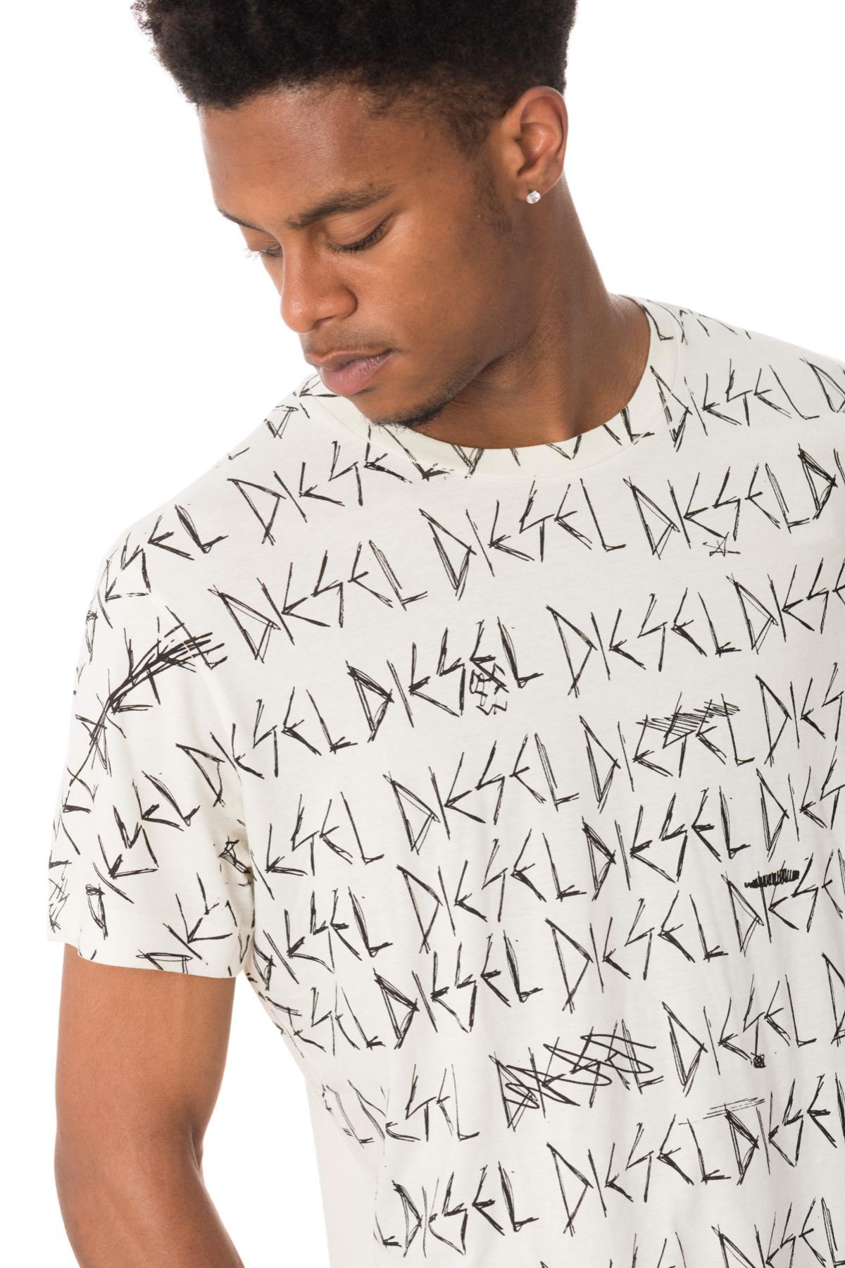  short-sleeved t-shirt with “DIESEL” writing - Image n°4