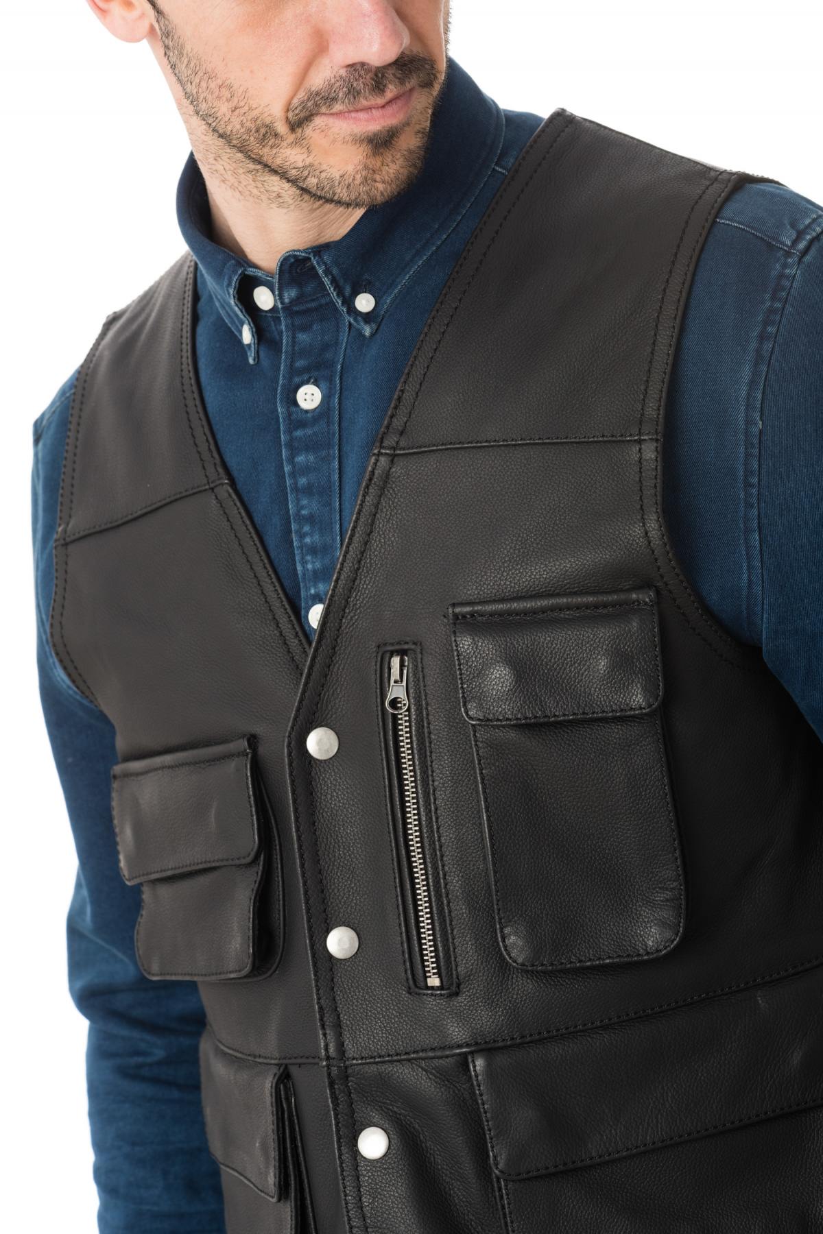 Sleeveless leather vest with pockets - Image n°6