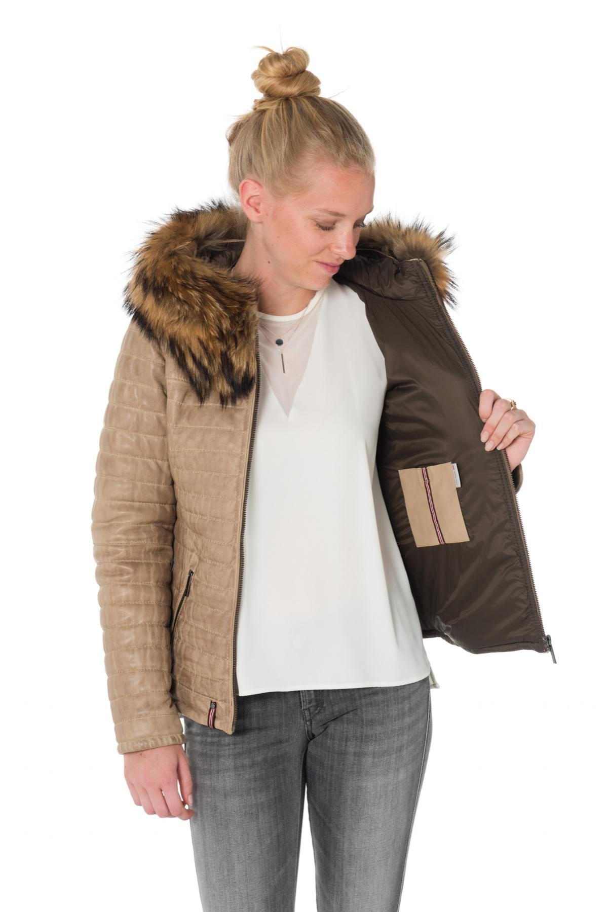 Oakwood women's dark beige down jacket in sheepskin leather - Image n°7