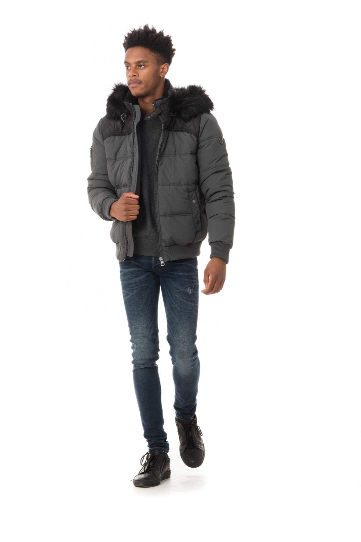 Short down jacket with furry hood - Image n°2