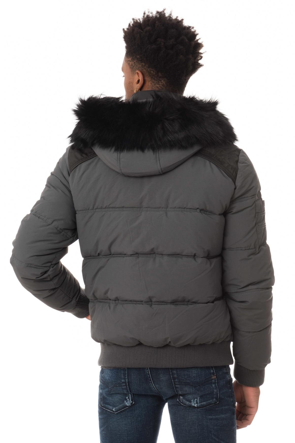 Short down jacket with furry hood - Image n°5