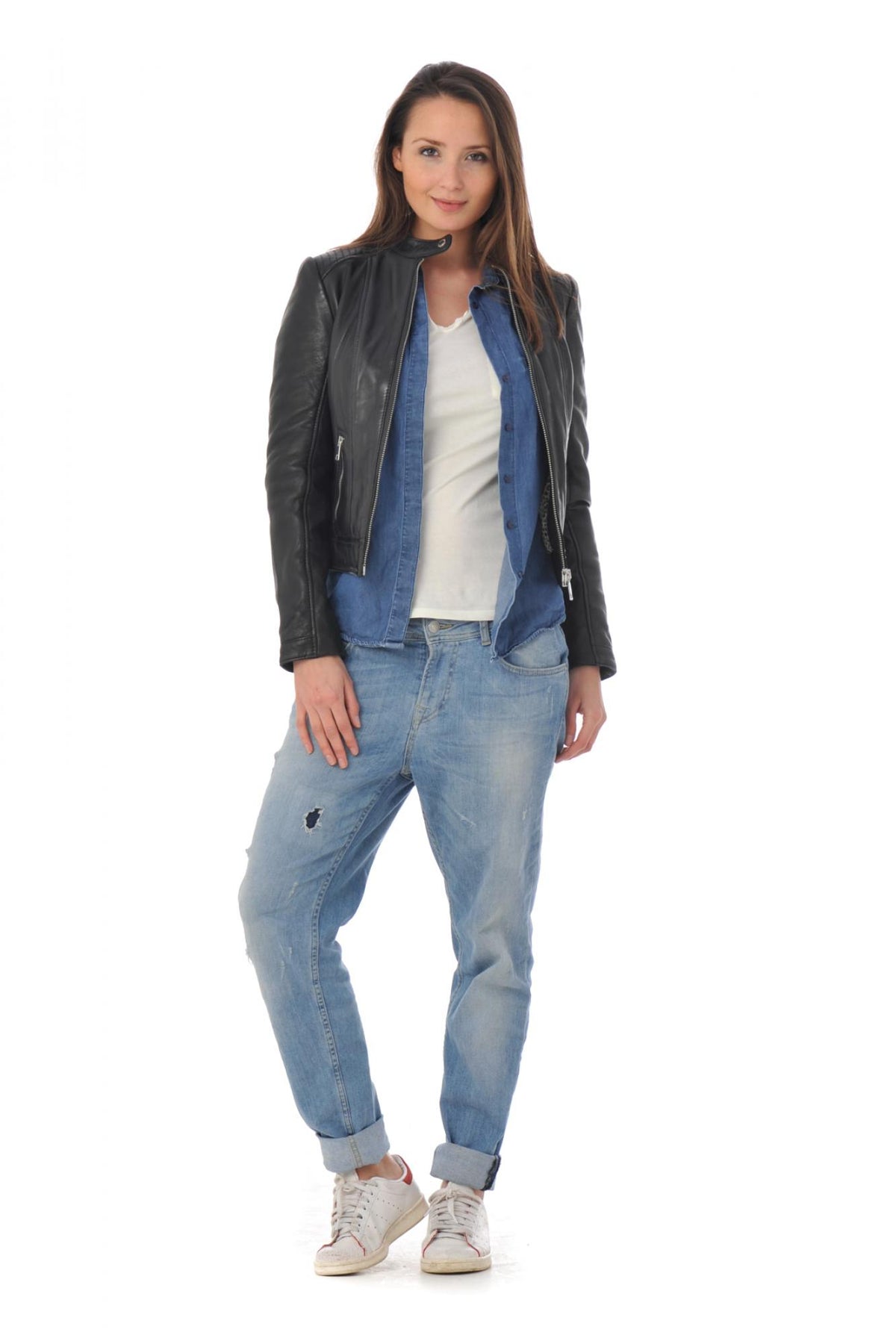 Women's biker-style leather jacket - Image n°4