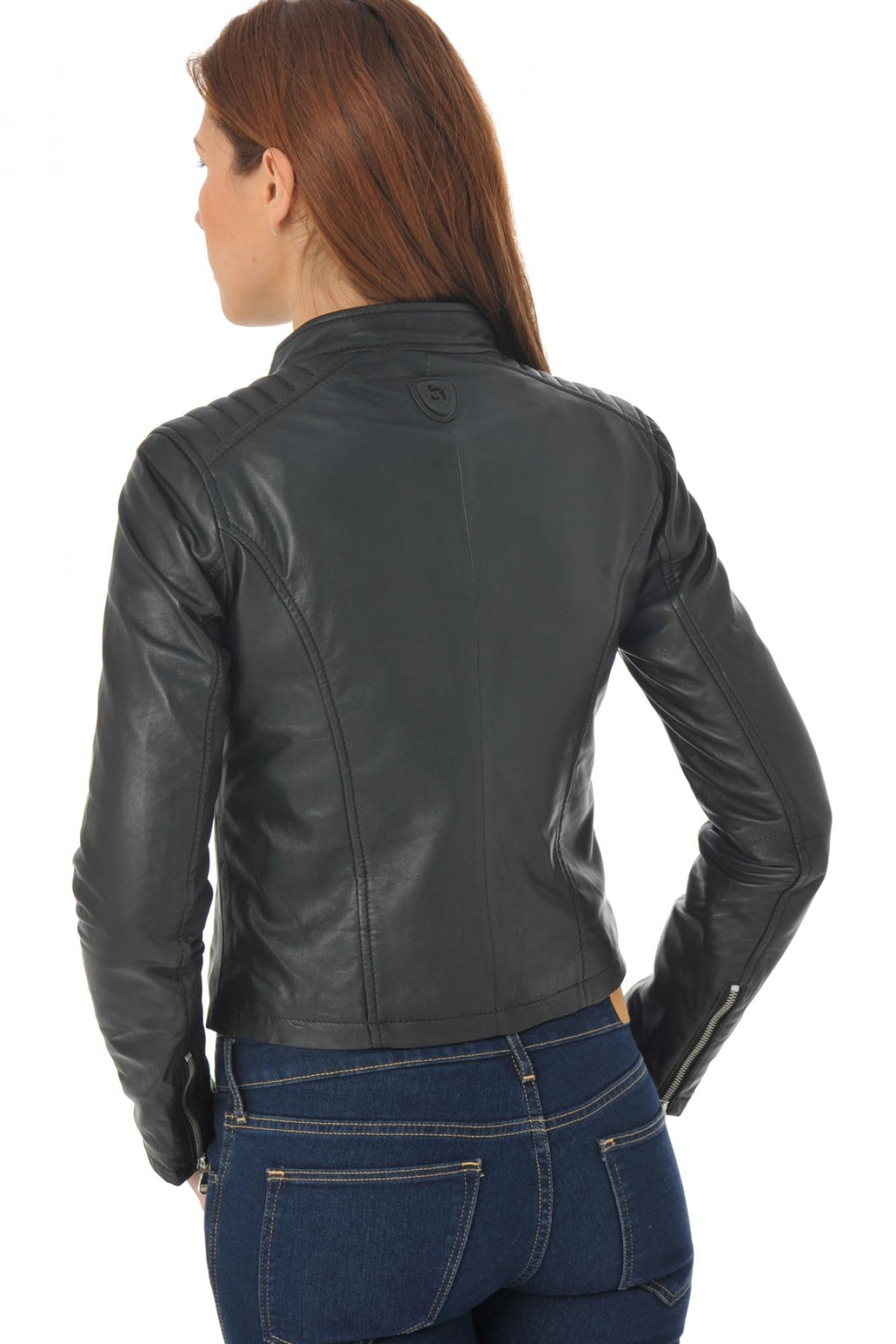 Stylish black leather biker jacket - Image n°5