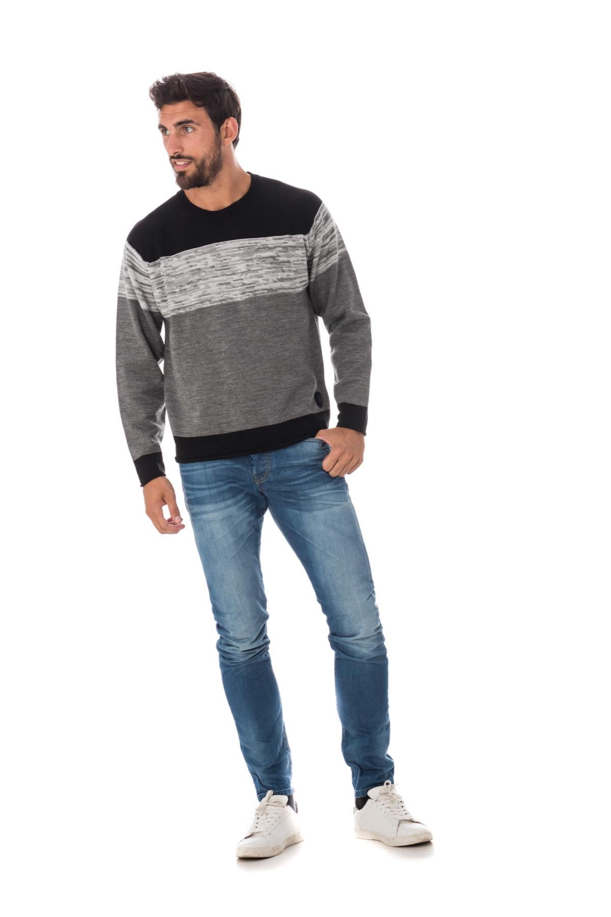 Tri-color black gray and white redskins sweater - Image n°2