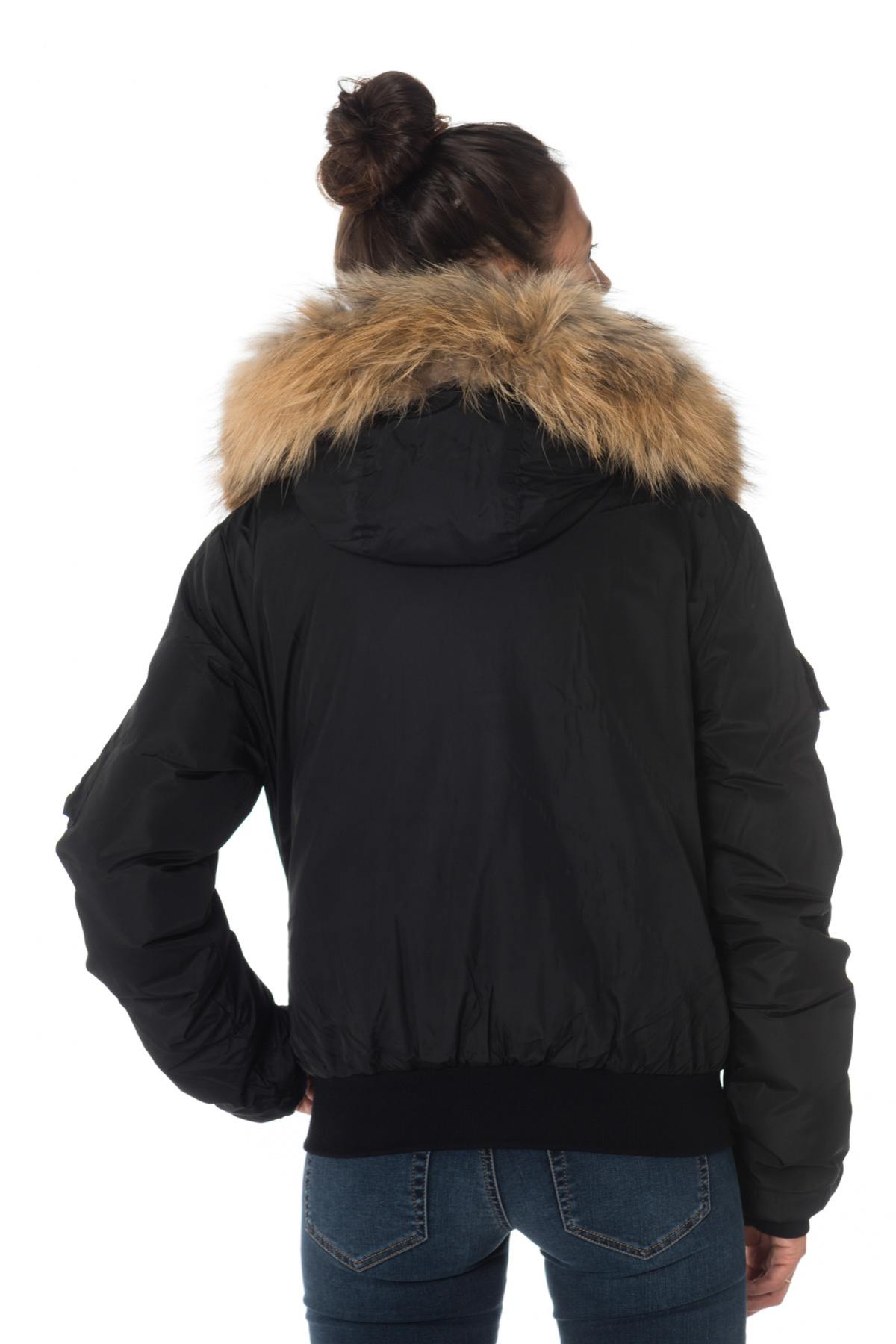 Black polyester jacket with natural raccoon fur - Image n°5