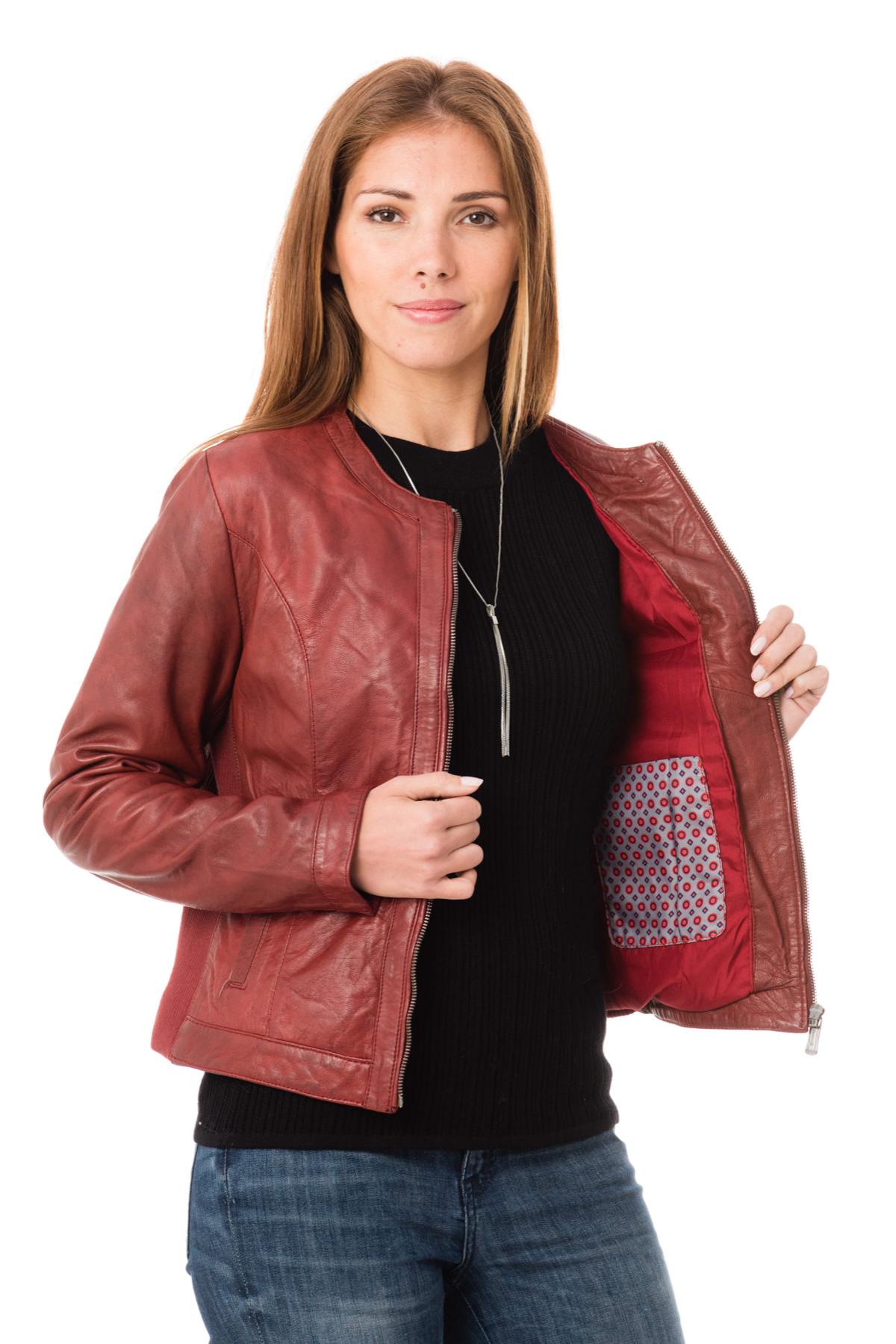 Spencer woman in red sheep leather - Image n°5