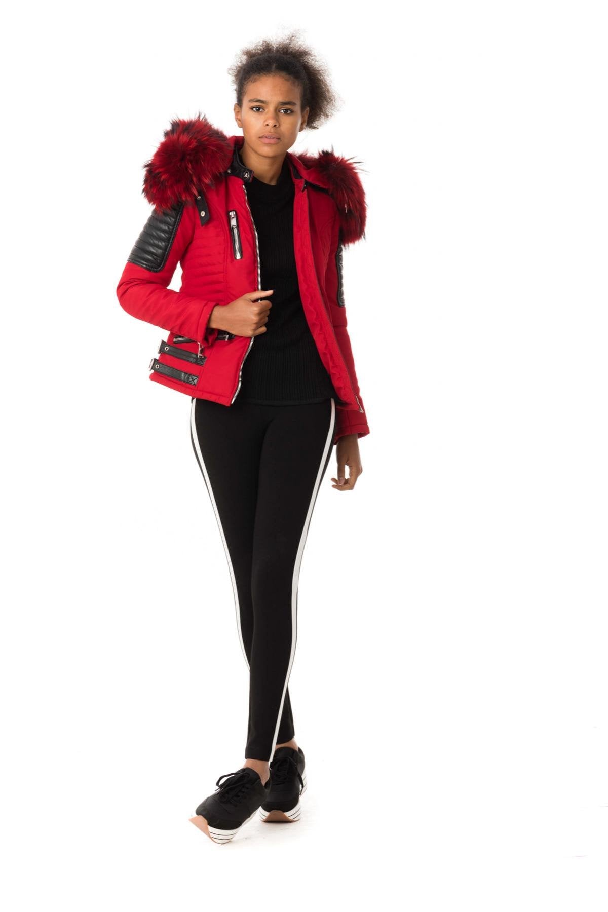 Red down jacket with red collar - Image n°2