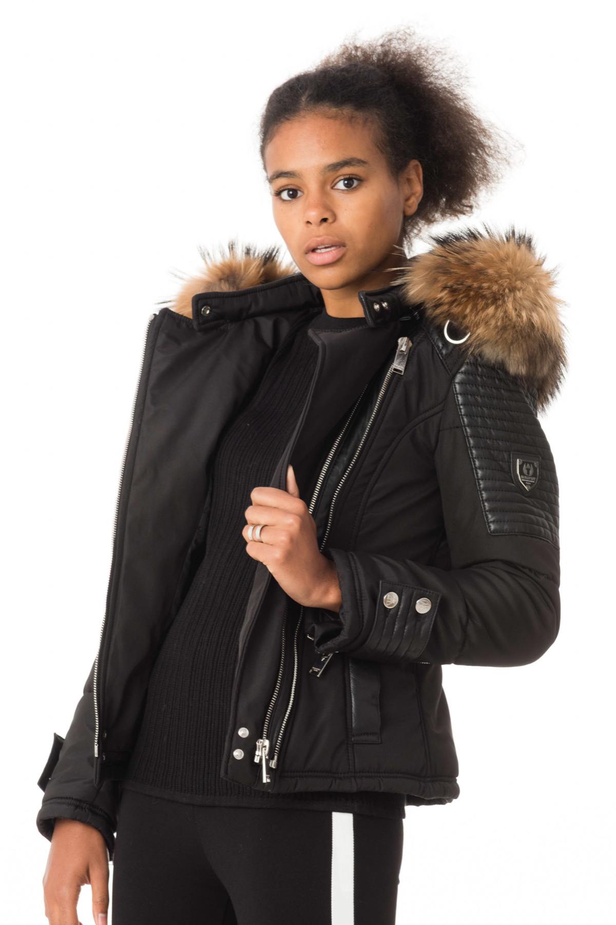 Black down jacket with natural collar - Image n°6