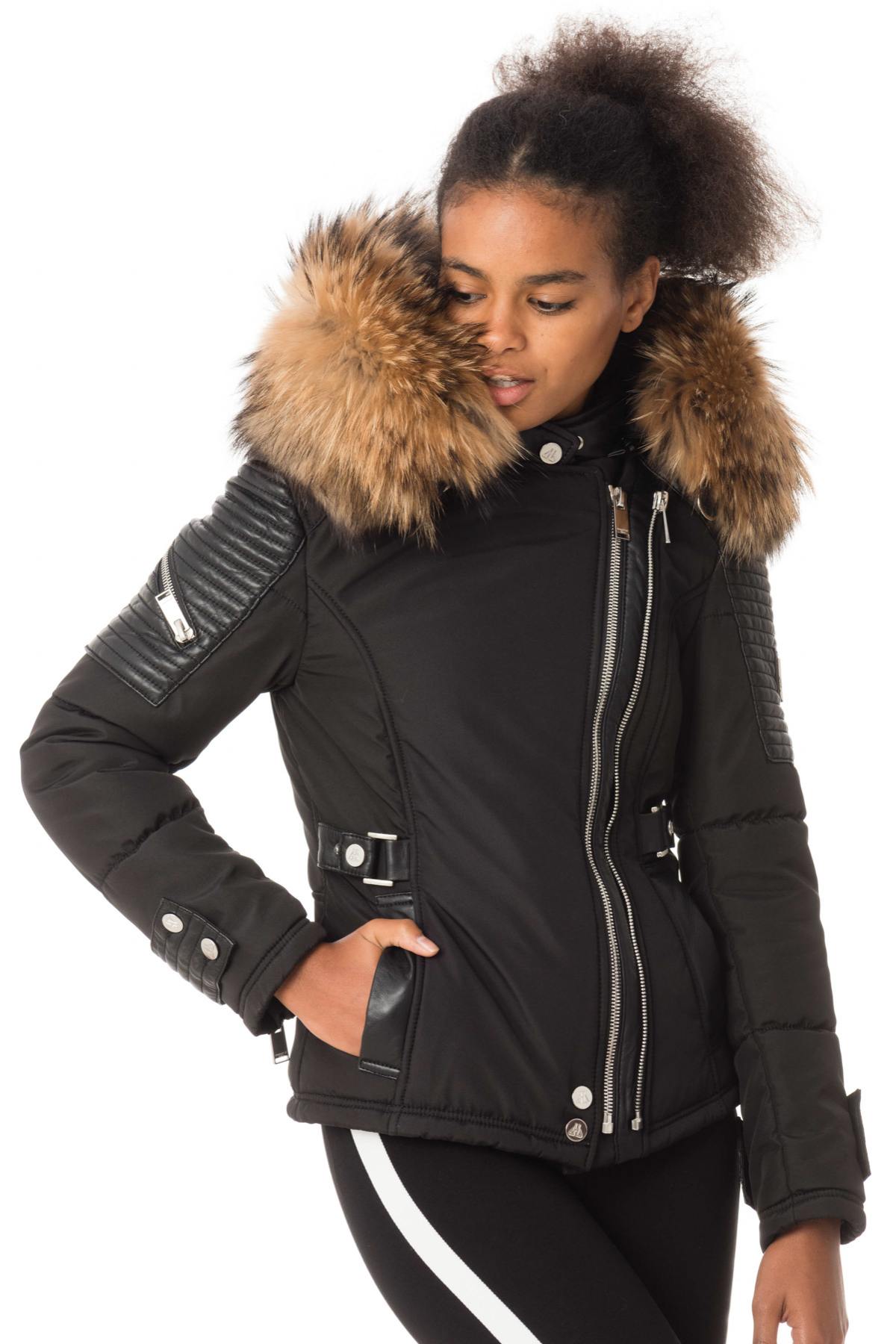 Black down jacket with natural collar - Image n°3