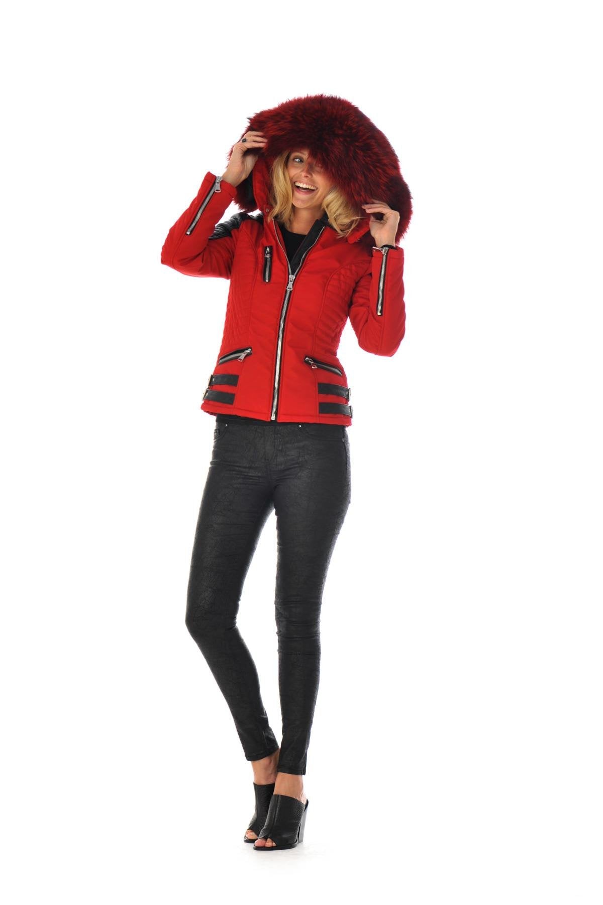 Fashionable red down jacket with real fur - Image n°2