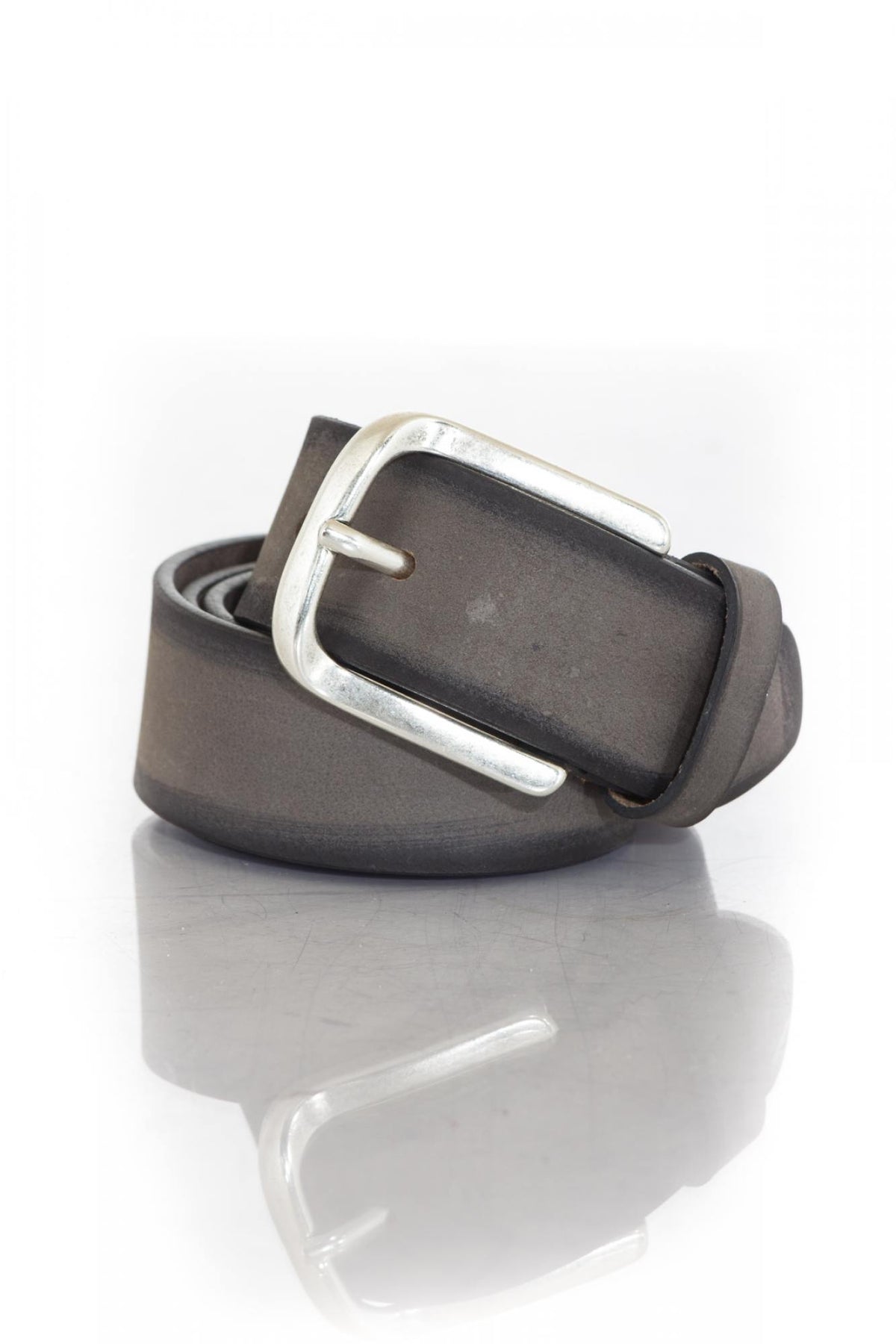 men's leather belt - Image n°1