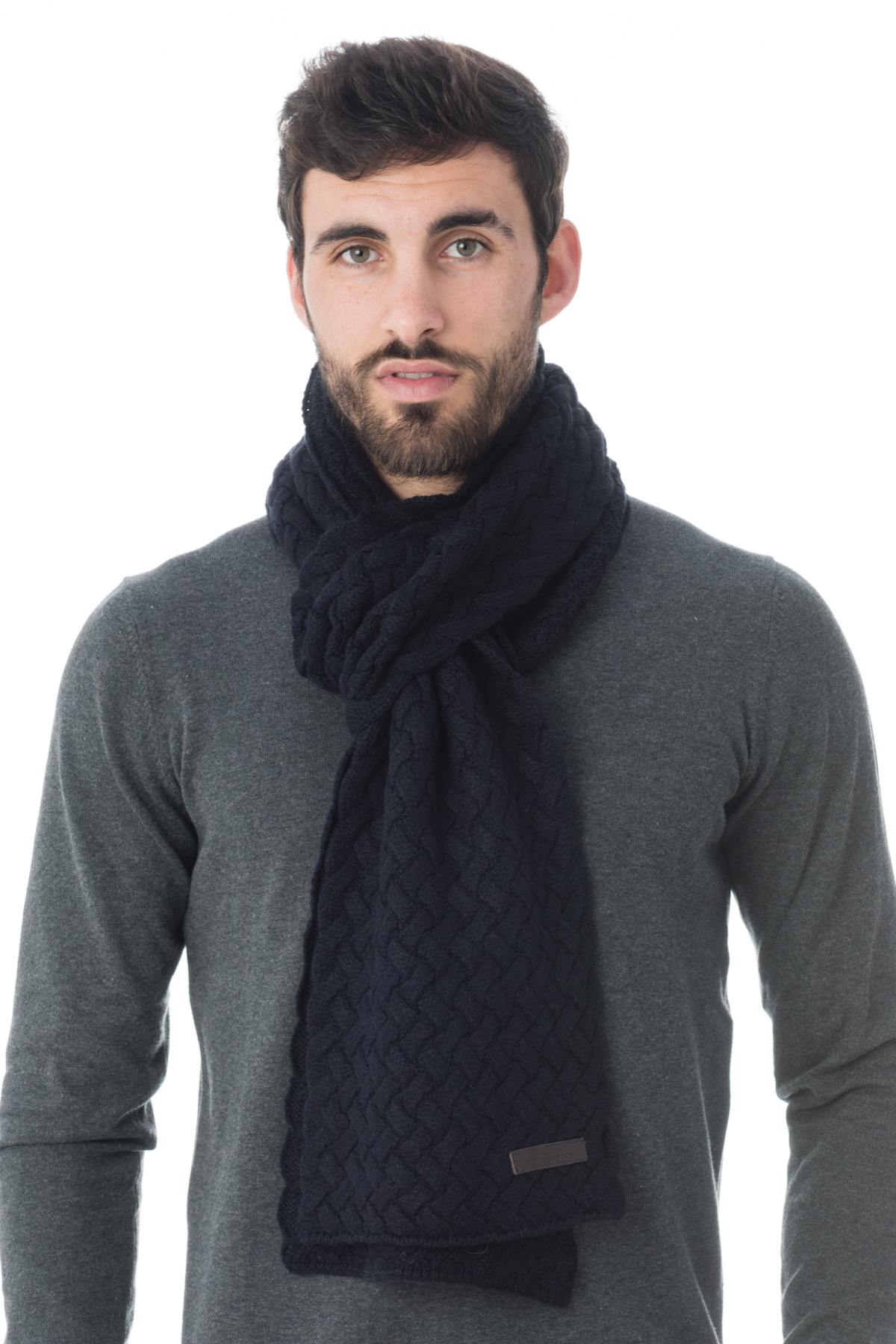 Men's acrylic scarf - Image n°1