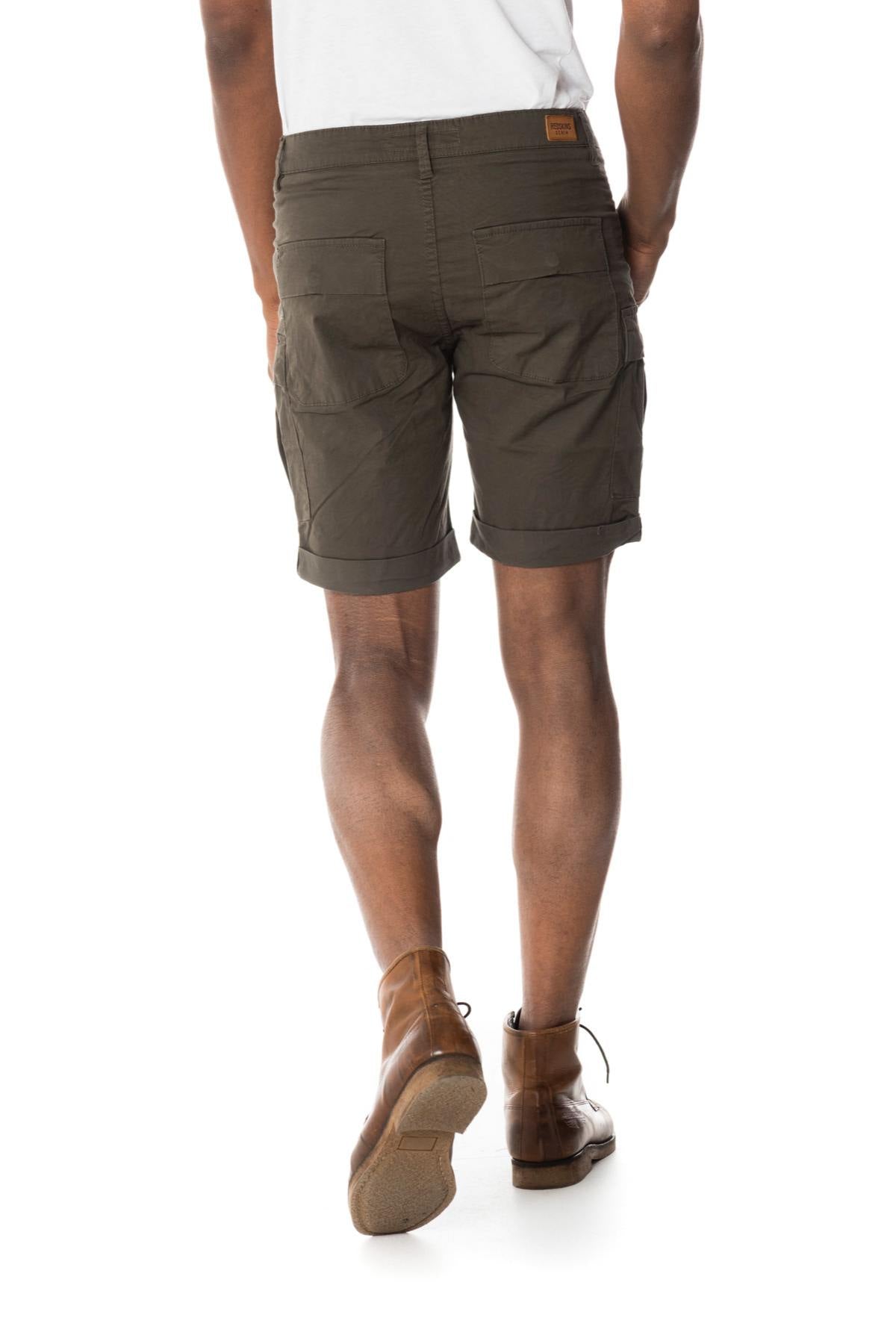 Men's Bermuda shorts in khaki color - Image n°2