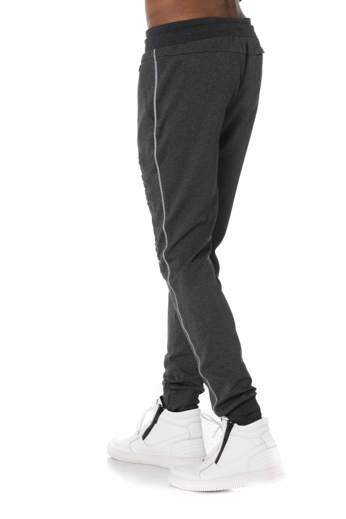 Men's jogging pants with embossed inscription - Image n°2