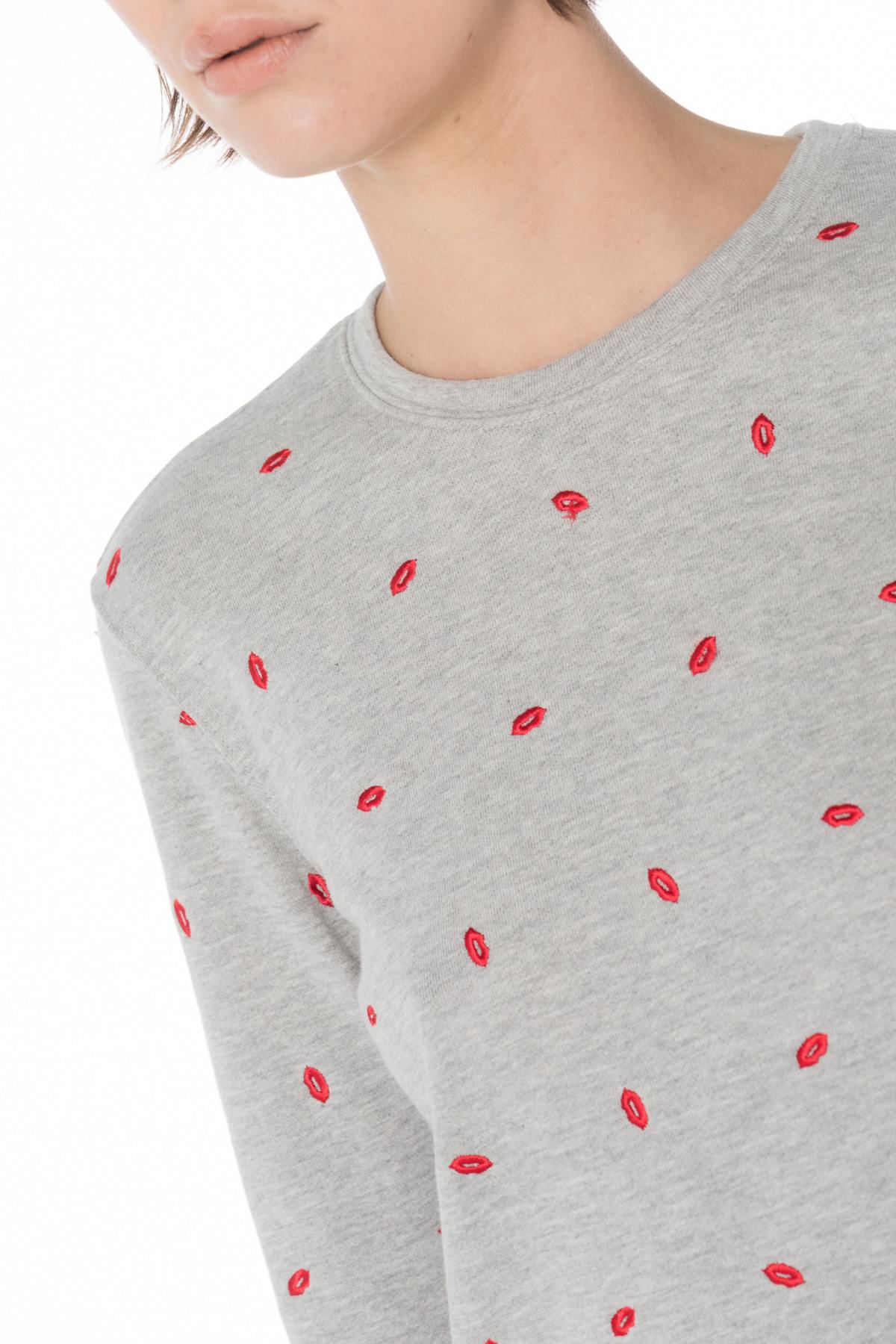 Gray sweater with lips pattern - Image n°4