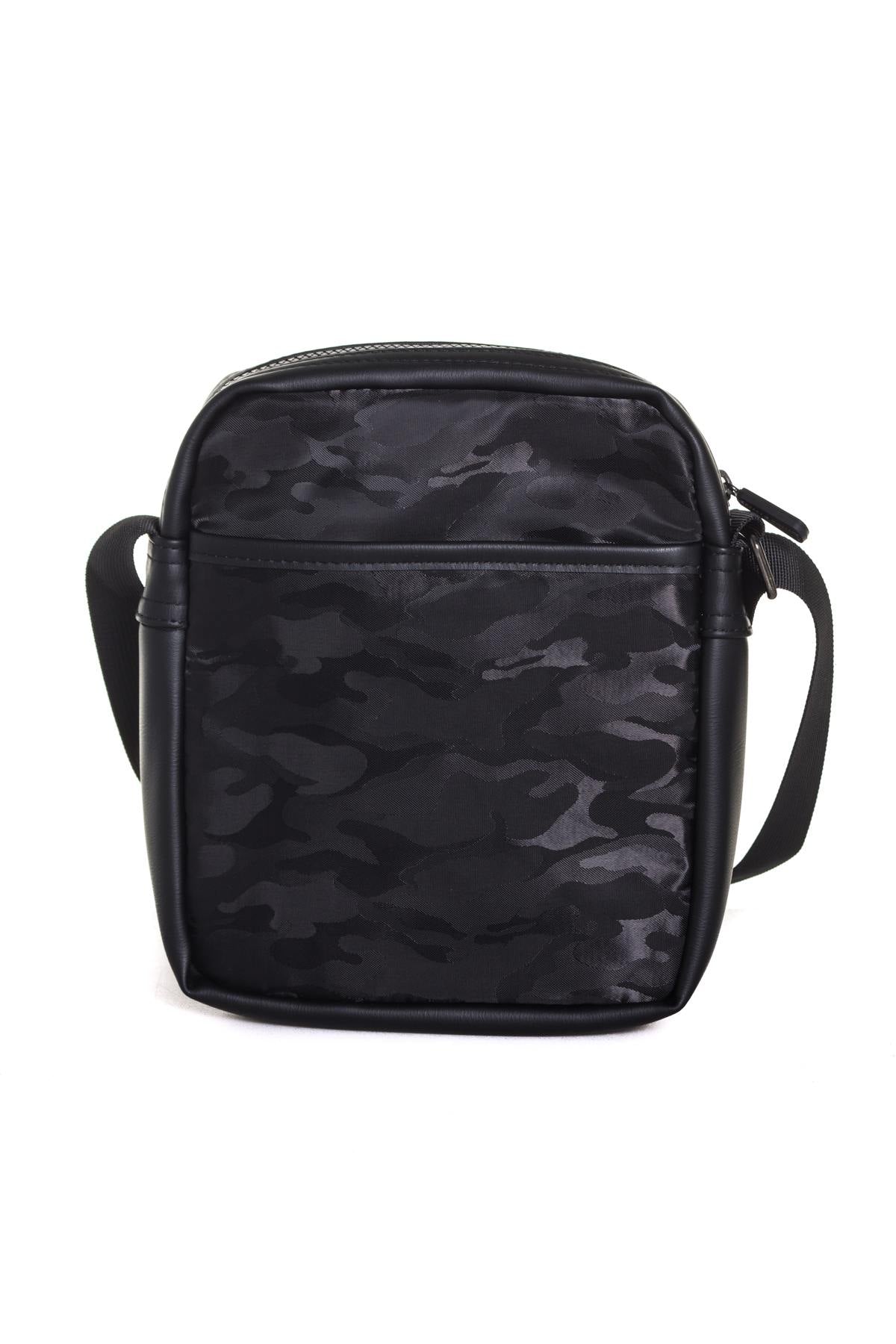 Black Redskins pouch with tone-on-tone camouflage print - Image n°2