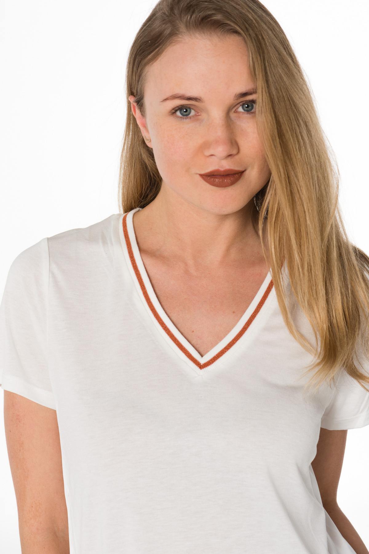 Women's flowing neckline t-shirt - Image n°4