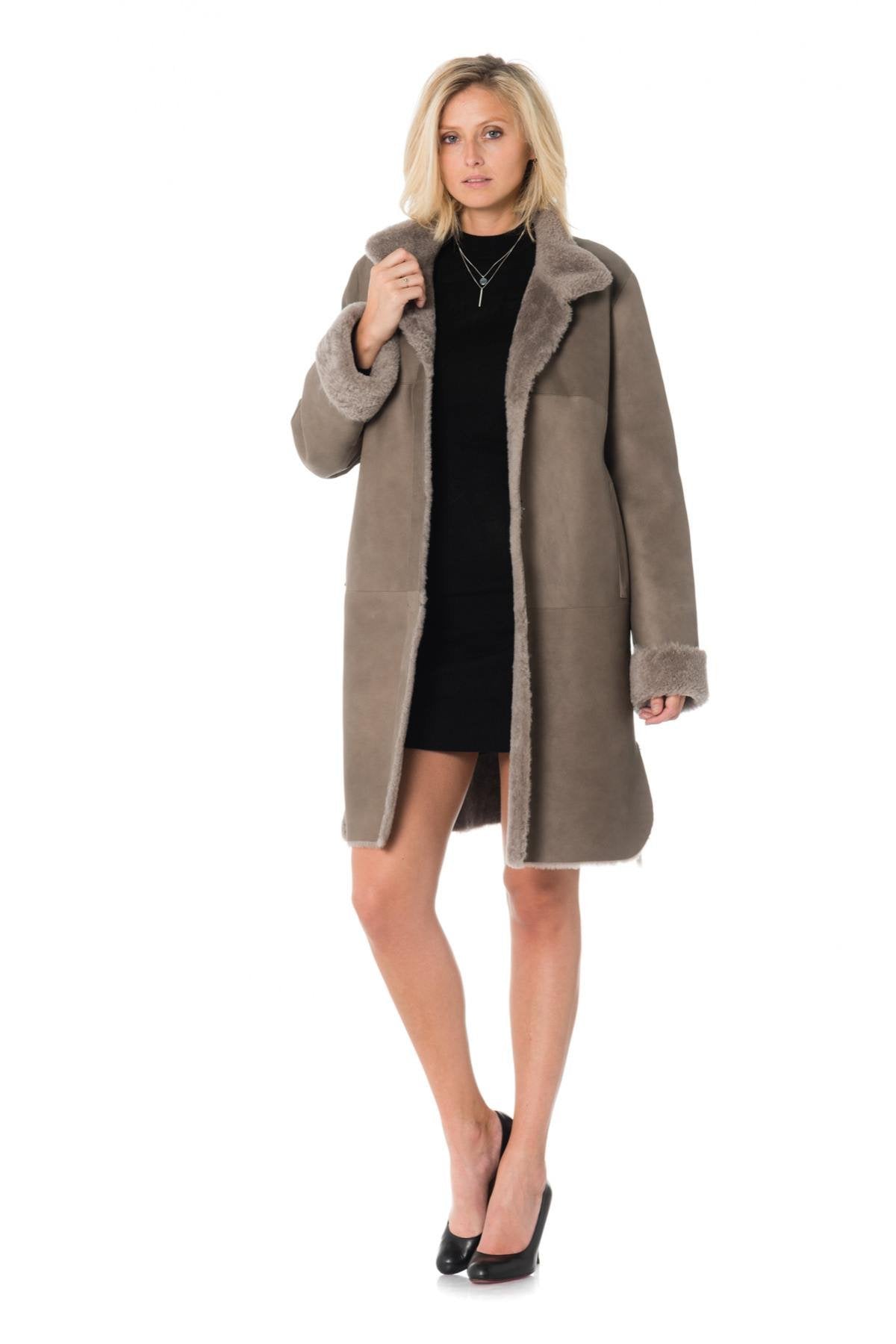 Women's taupe shearling coat - Image n°2