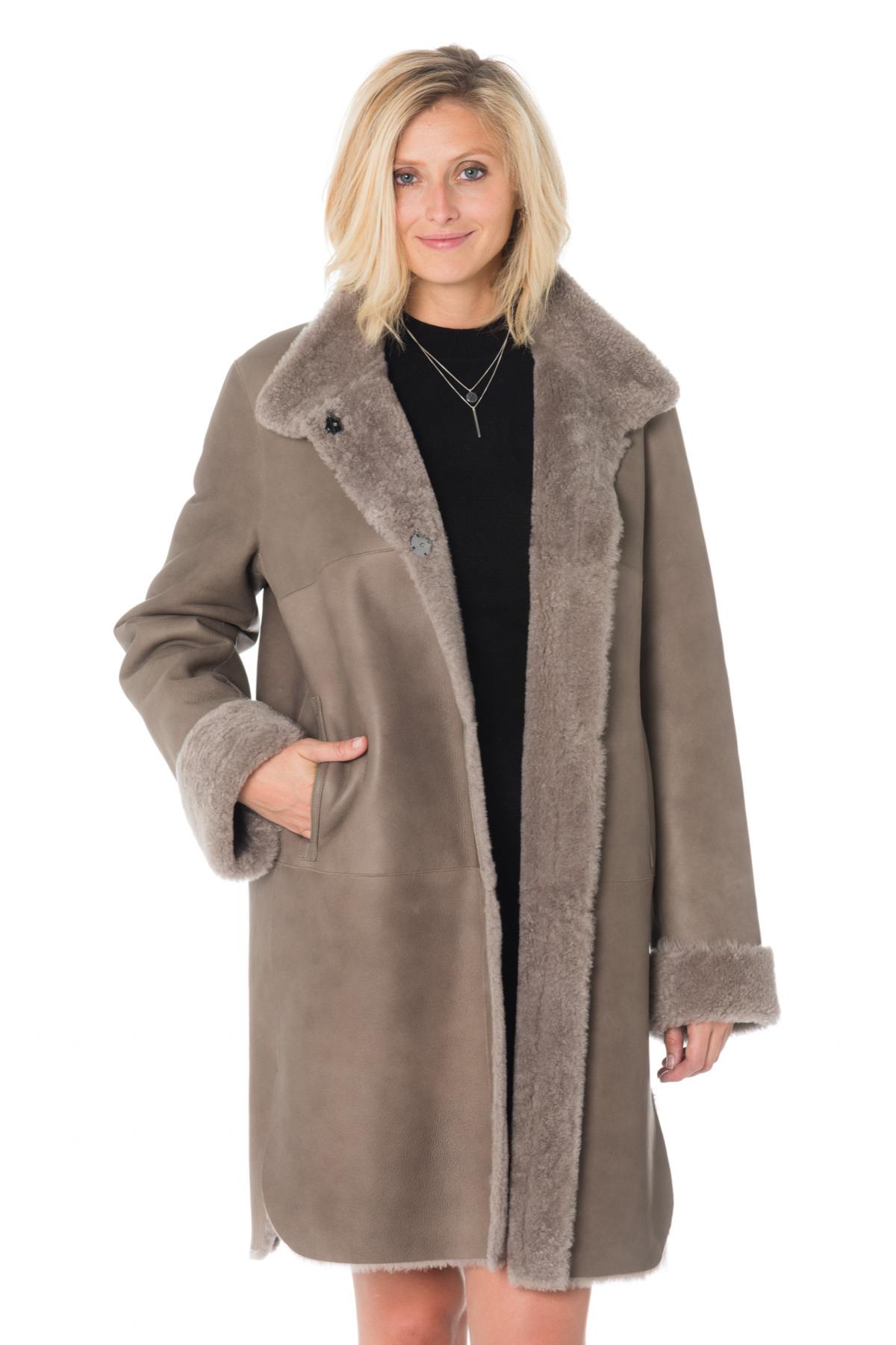 Women's taupe shearling coat - Image n°1