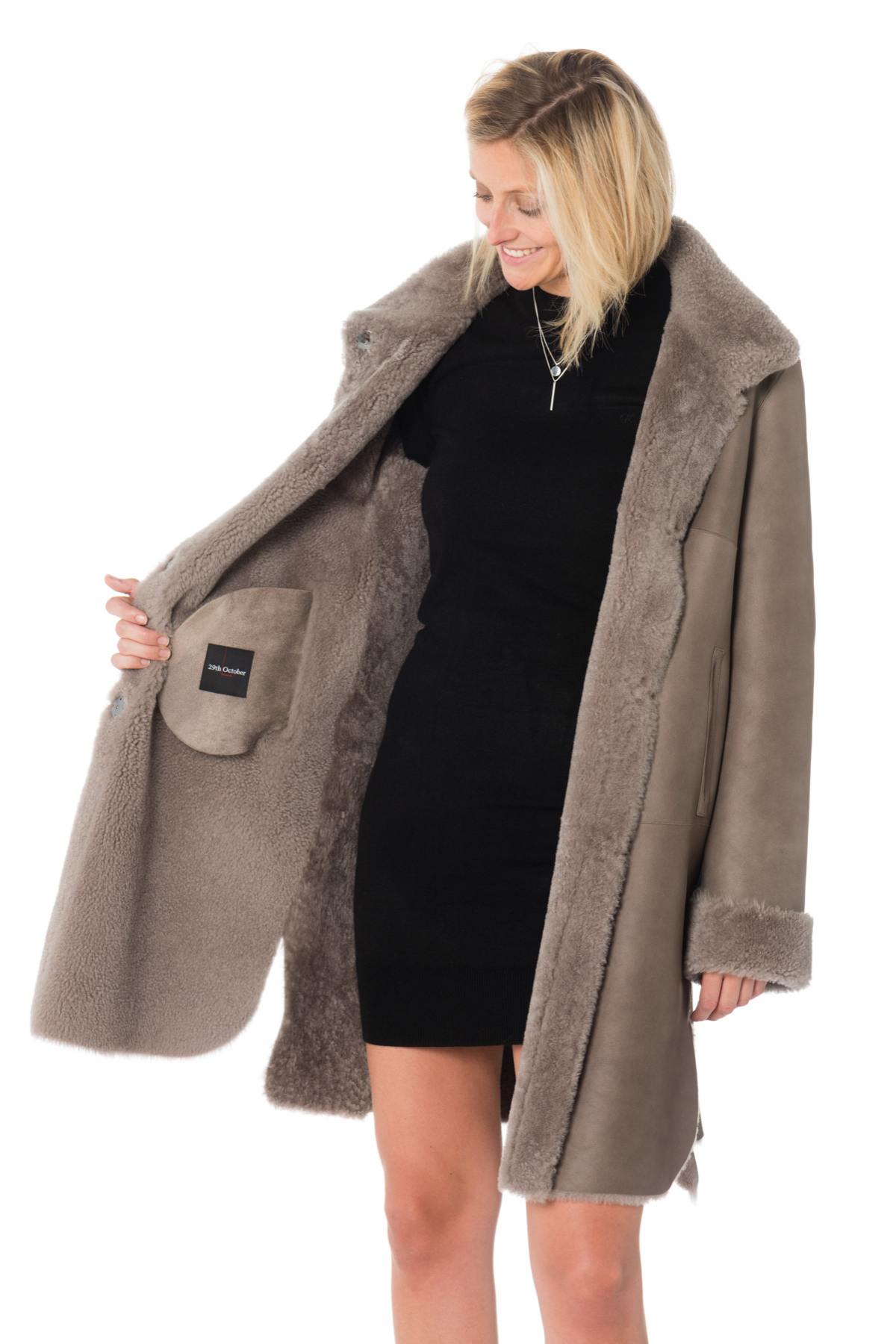 Women's taupe shearling coat - Image n°5