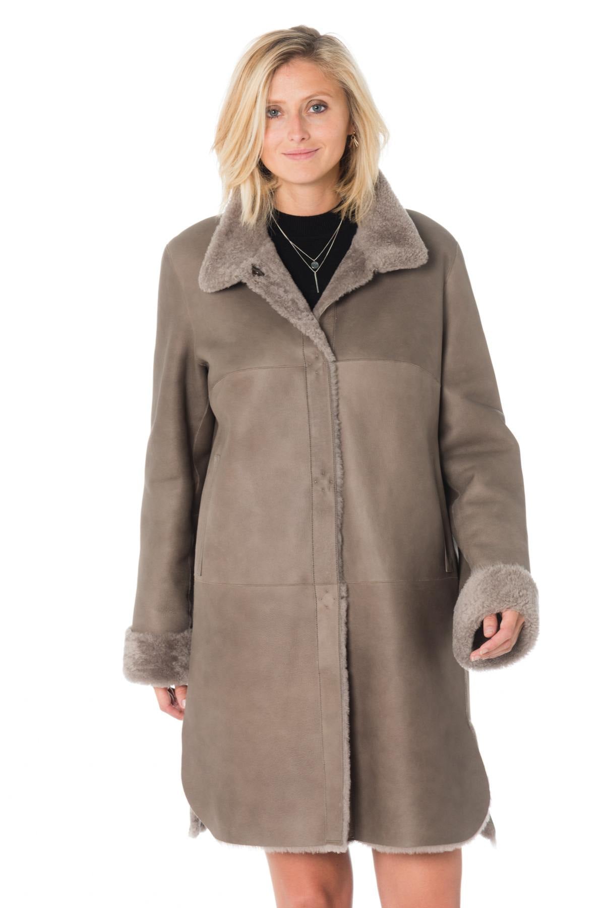 Women's taupe shearling coat - Image n°3