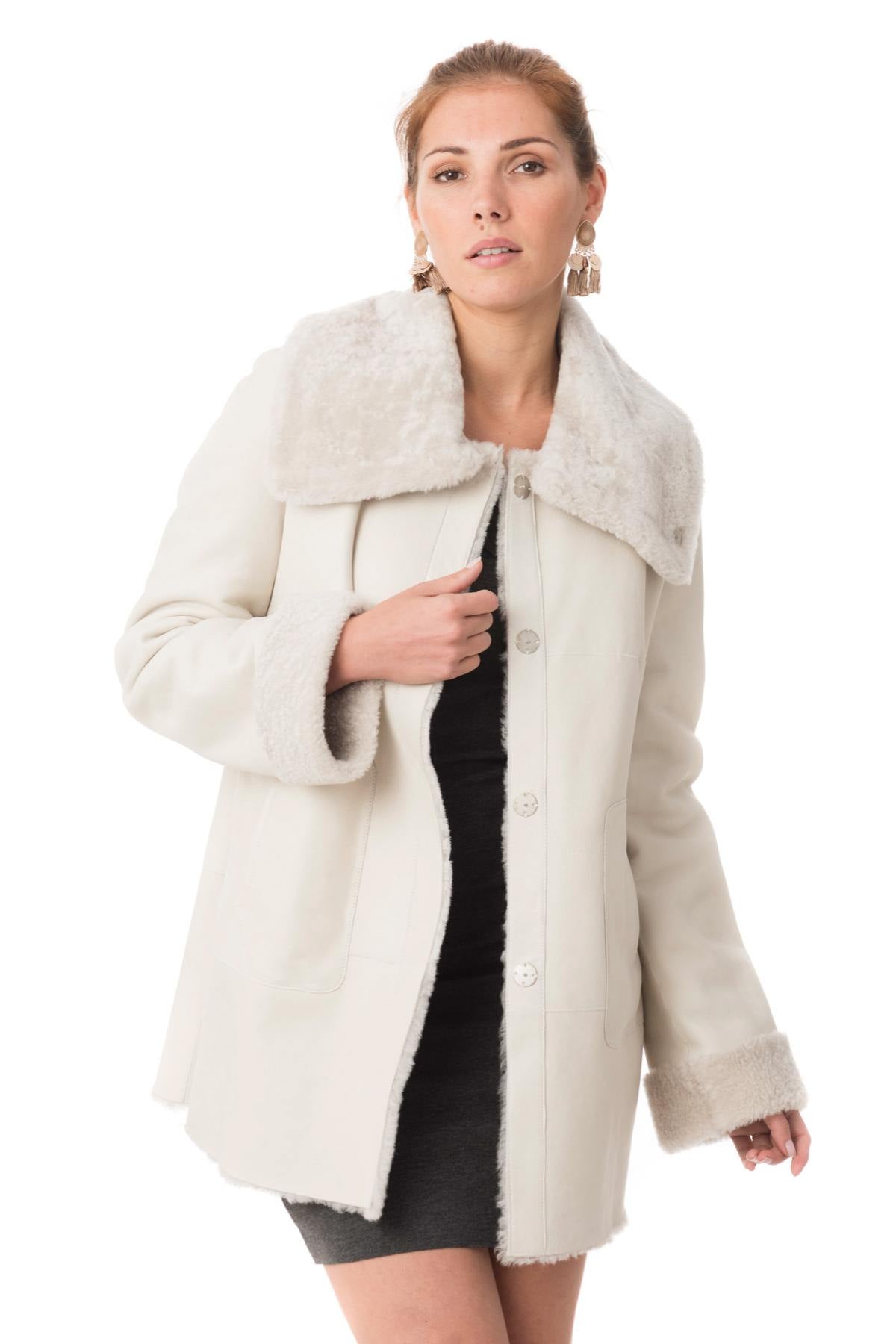 White lambskin coat - Image n°1