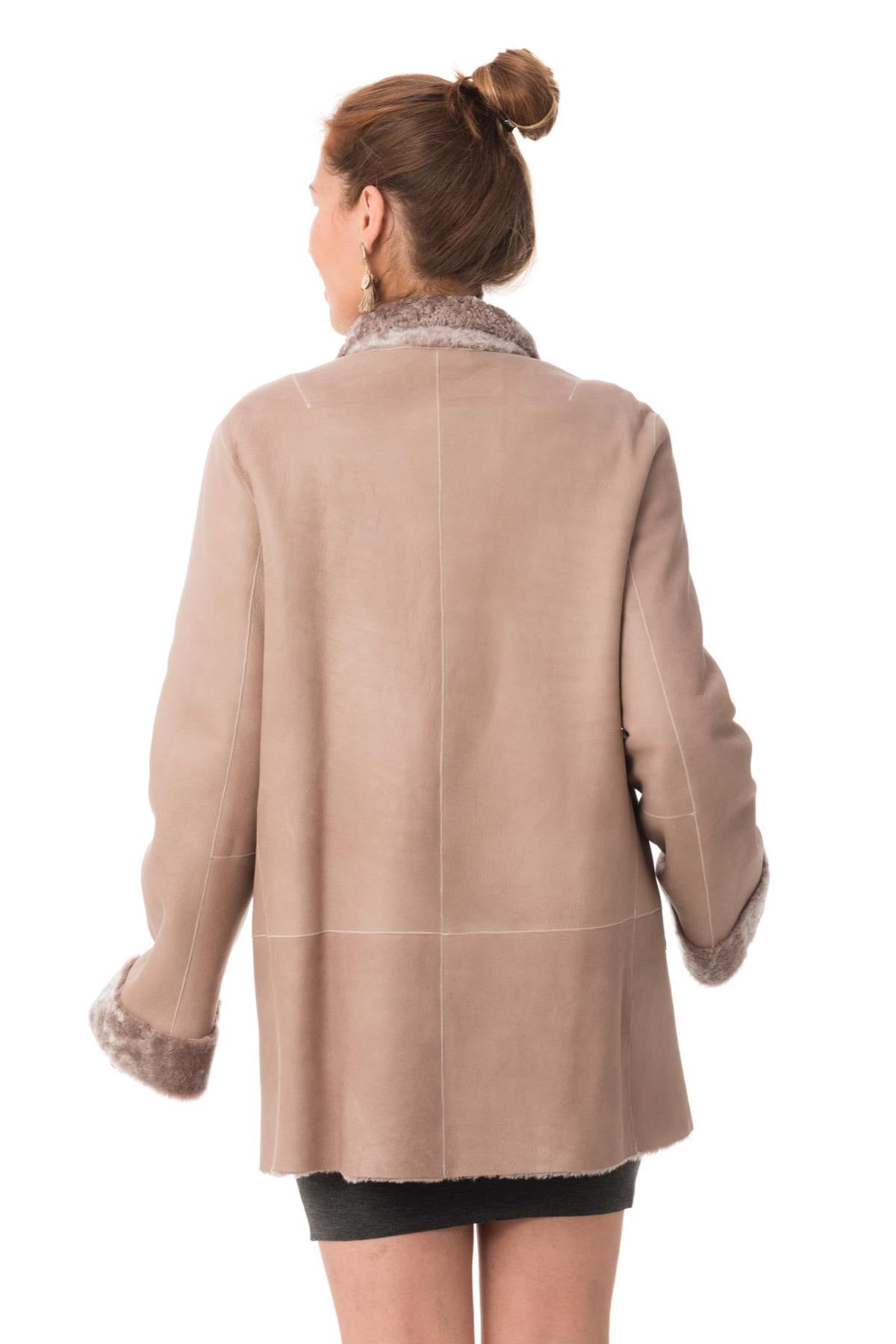 Pink shearling coat - Image n°5