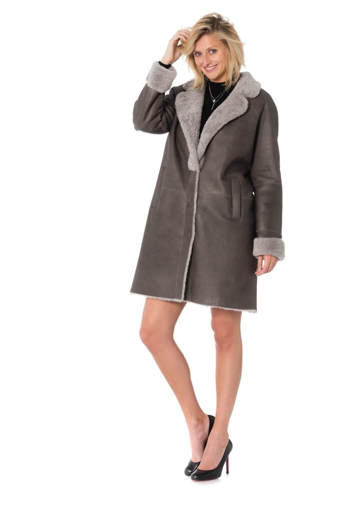 Gray merino shearling coat - Image n°2