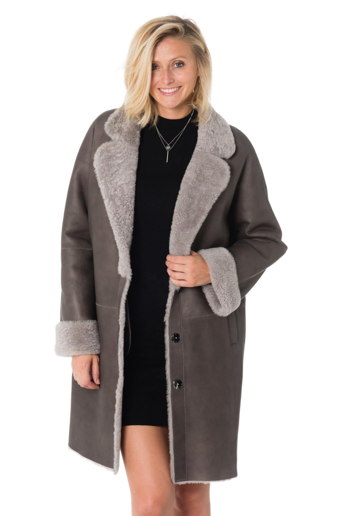 Gray merino shearling coat - Image n°3