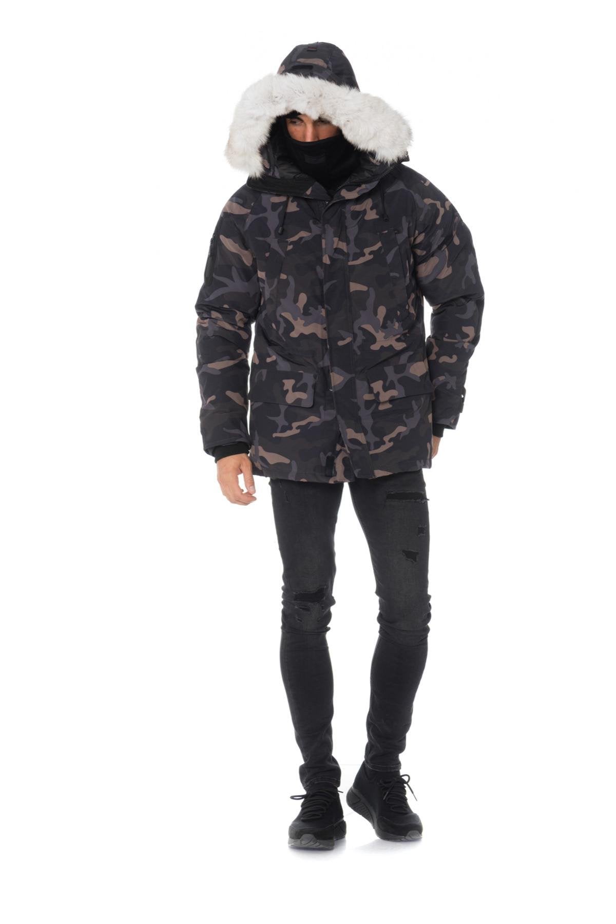 Helvetica camouflage print and white fur parka - Image n°2