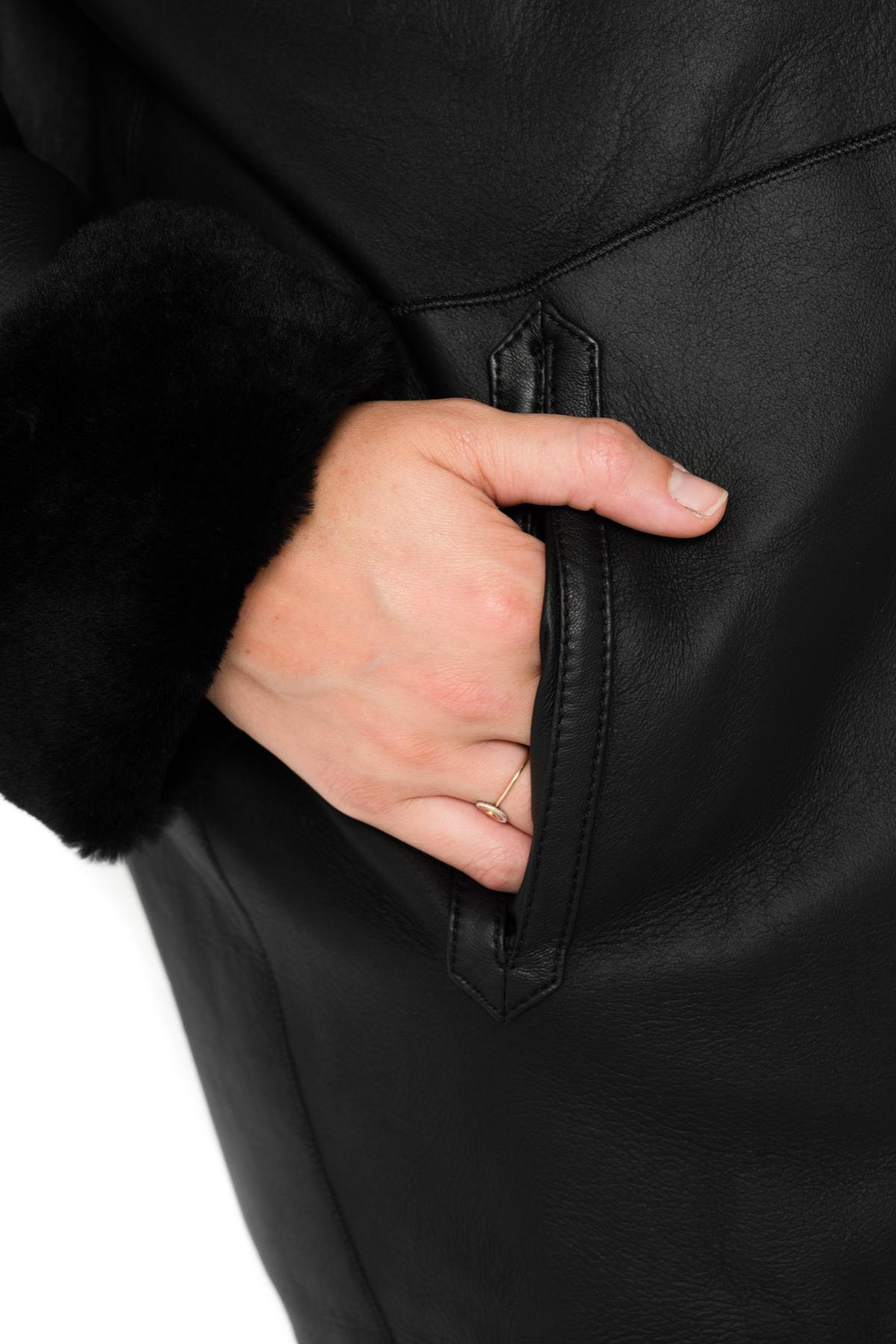 Reversible black shearling coat - Image n°14