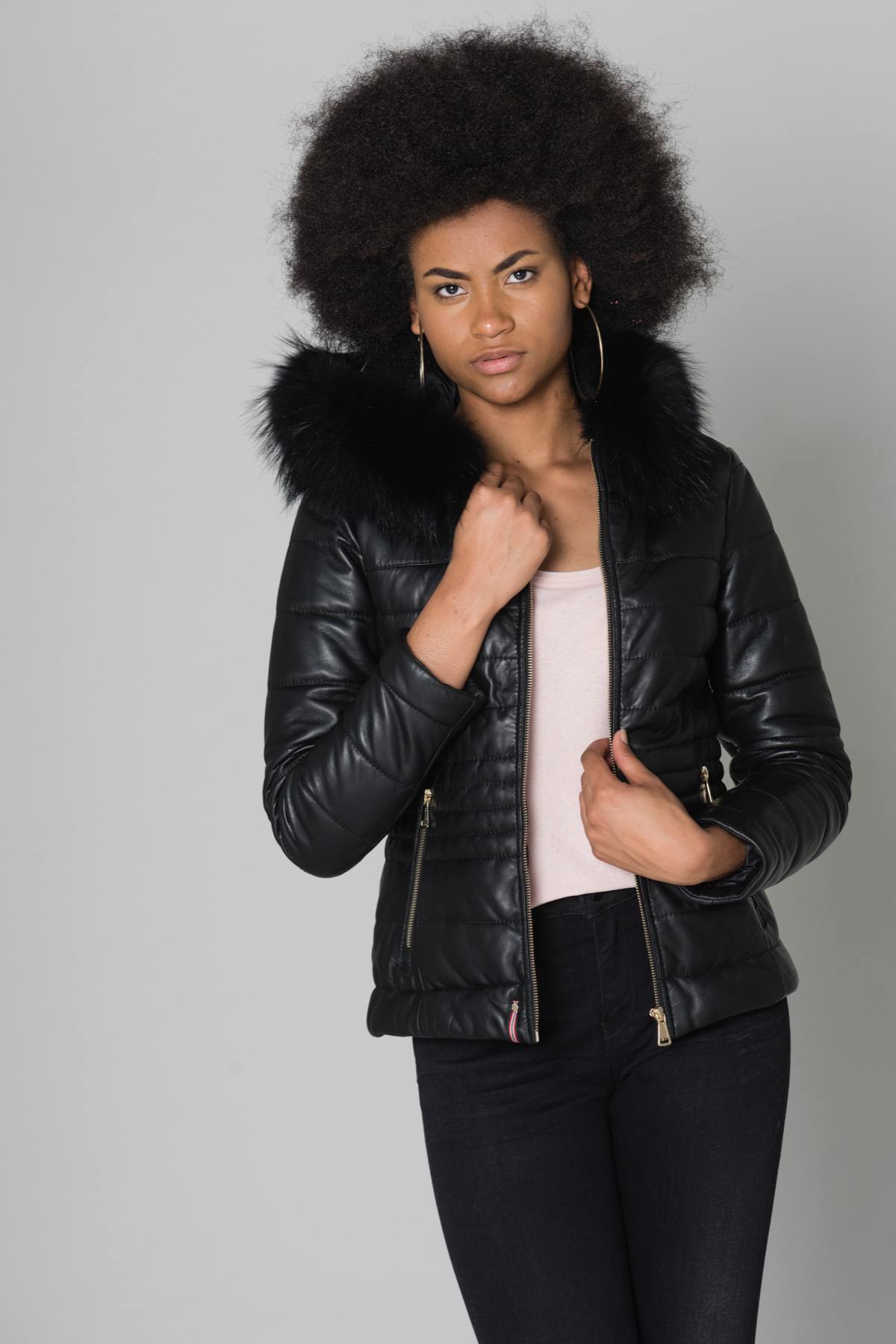 Women's down jacket in black sheepskin leather with black raccoon fur - Image n°3