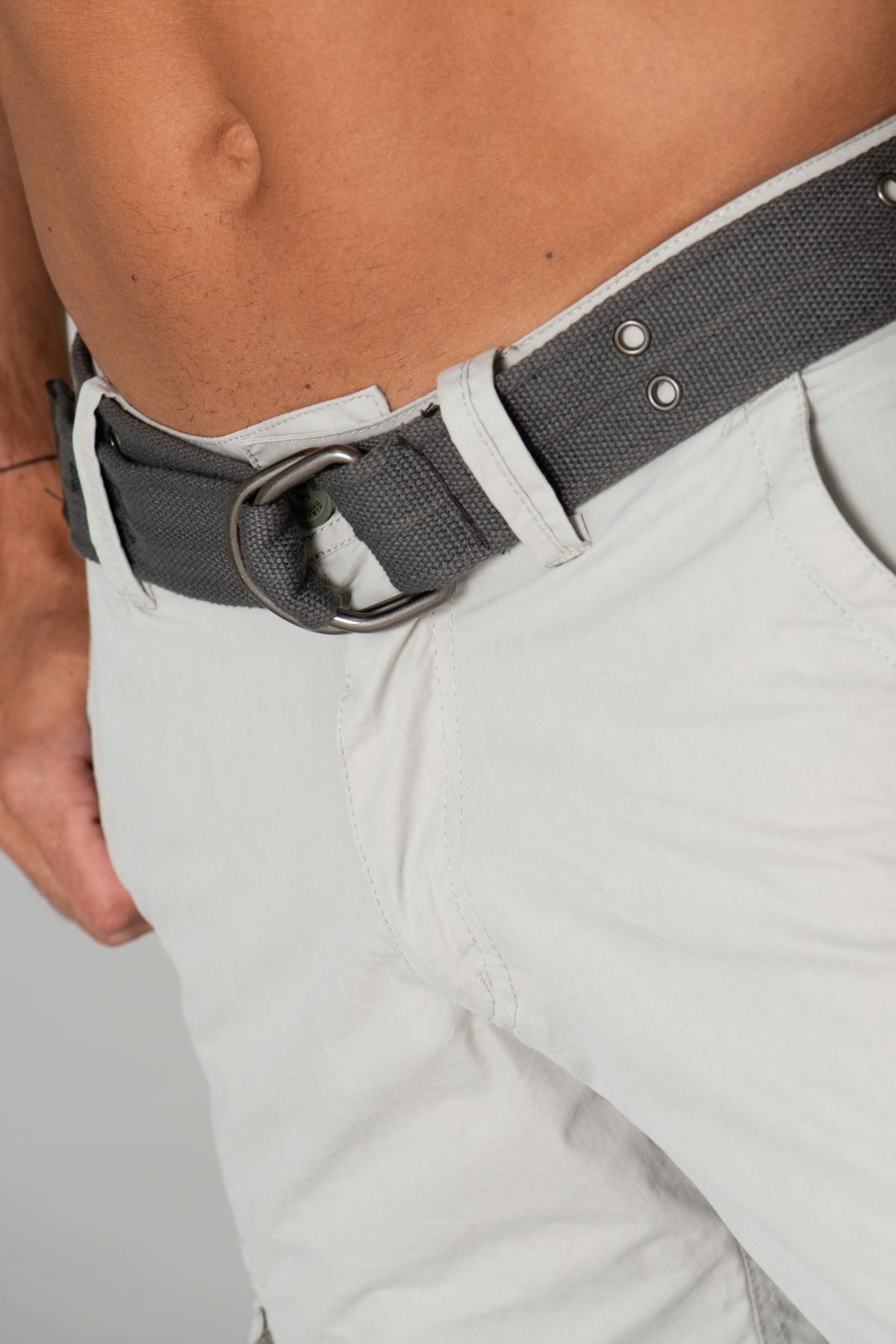 Cement gray shorts with belt - Image n°2