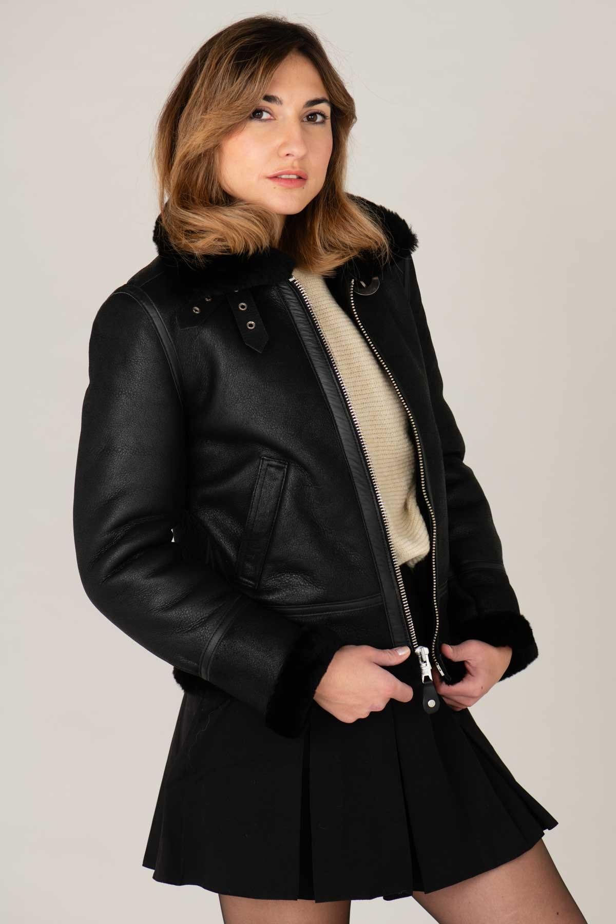 Women's bomber jacket in shearling - Image n°9