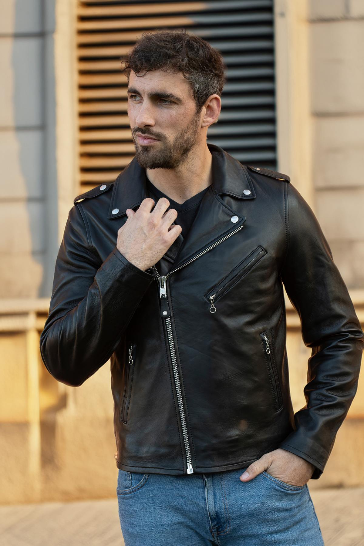 SCHOTT Men's black leather perfecto - Image n°1