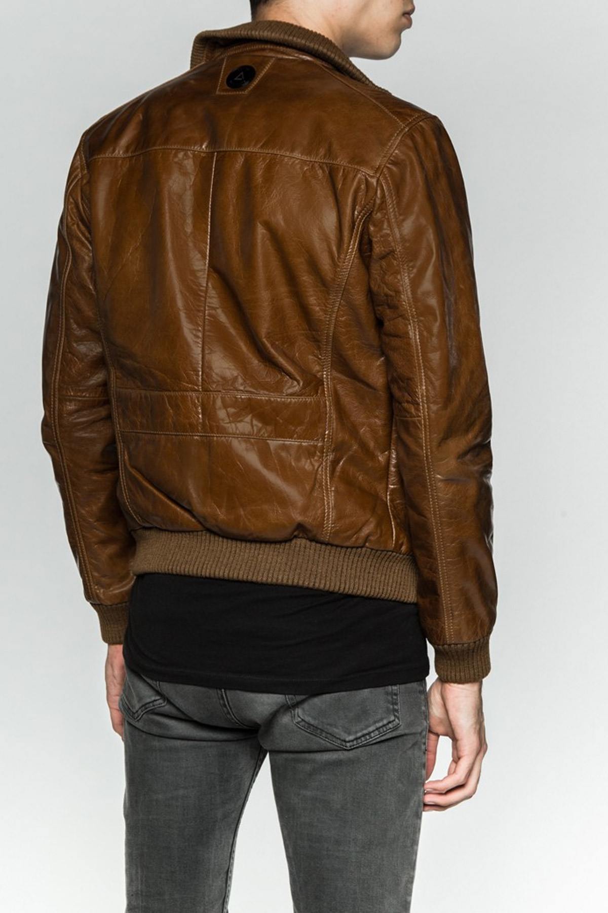 Serge Pariente jacket in oxblood buffalo leather - Image n°2