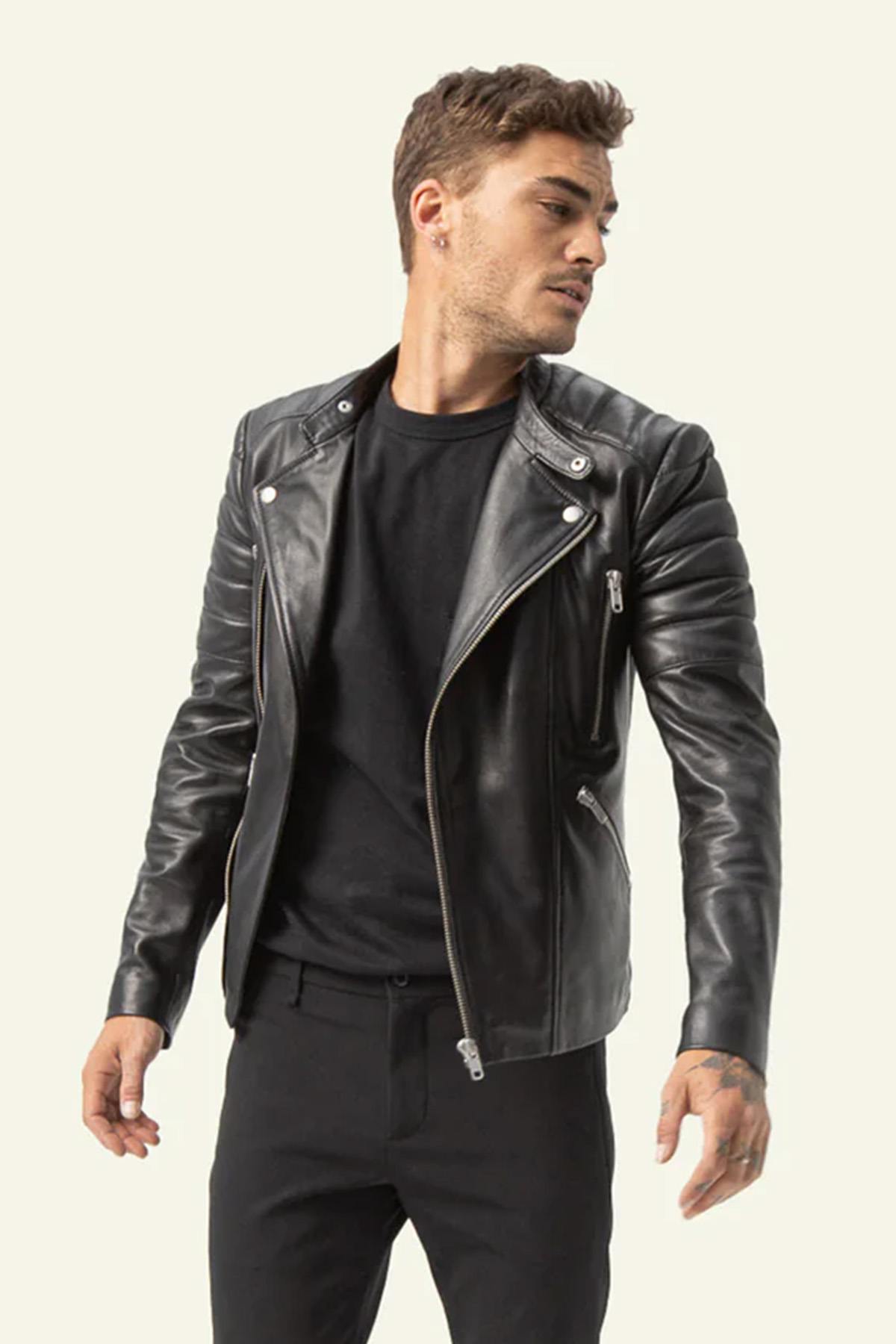 Trendy black perfecto for men - Image n°1