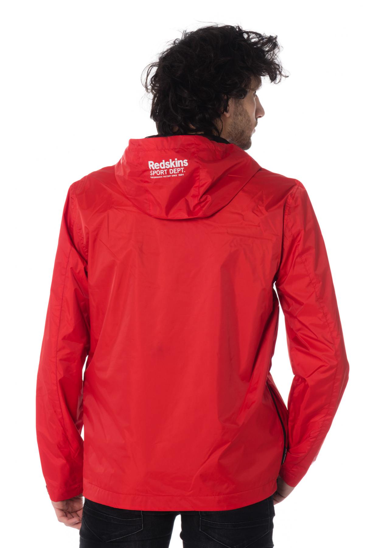 Red windbreaker with hood - Image n°3